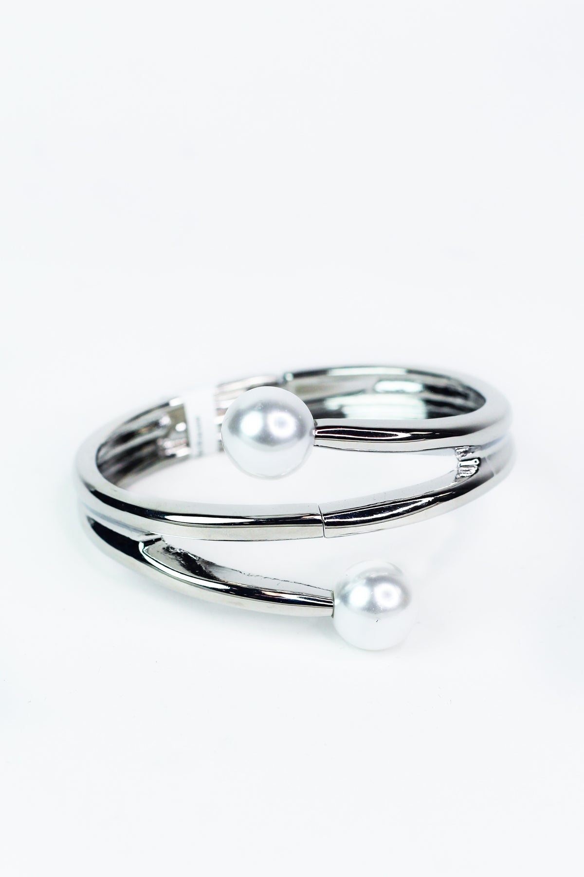 Metal Rows w/ Pearl Ends Bangle Bracelet