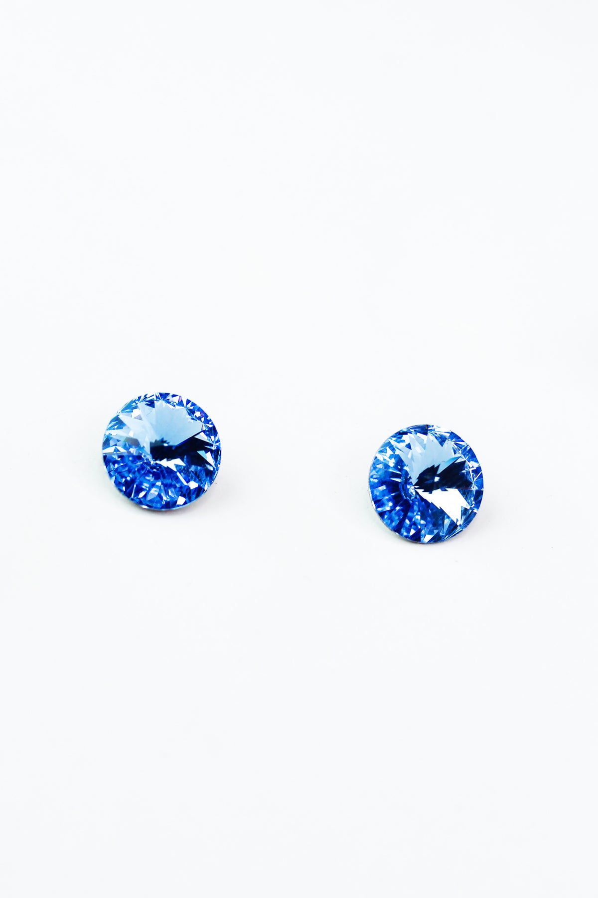 Round Rhinestone Stud Earrings