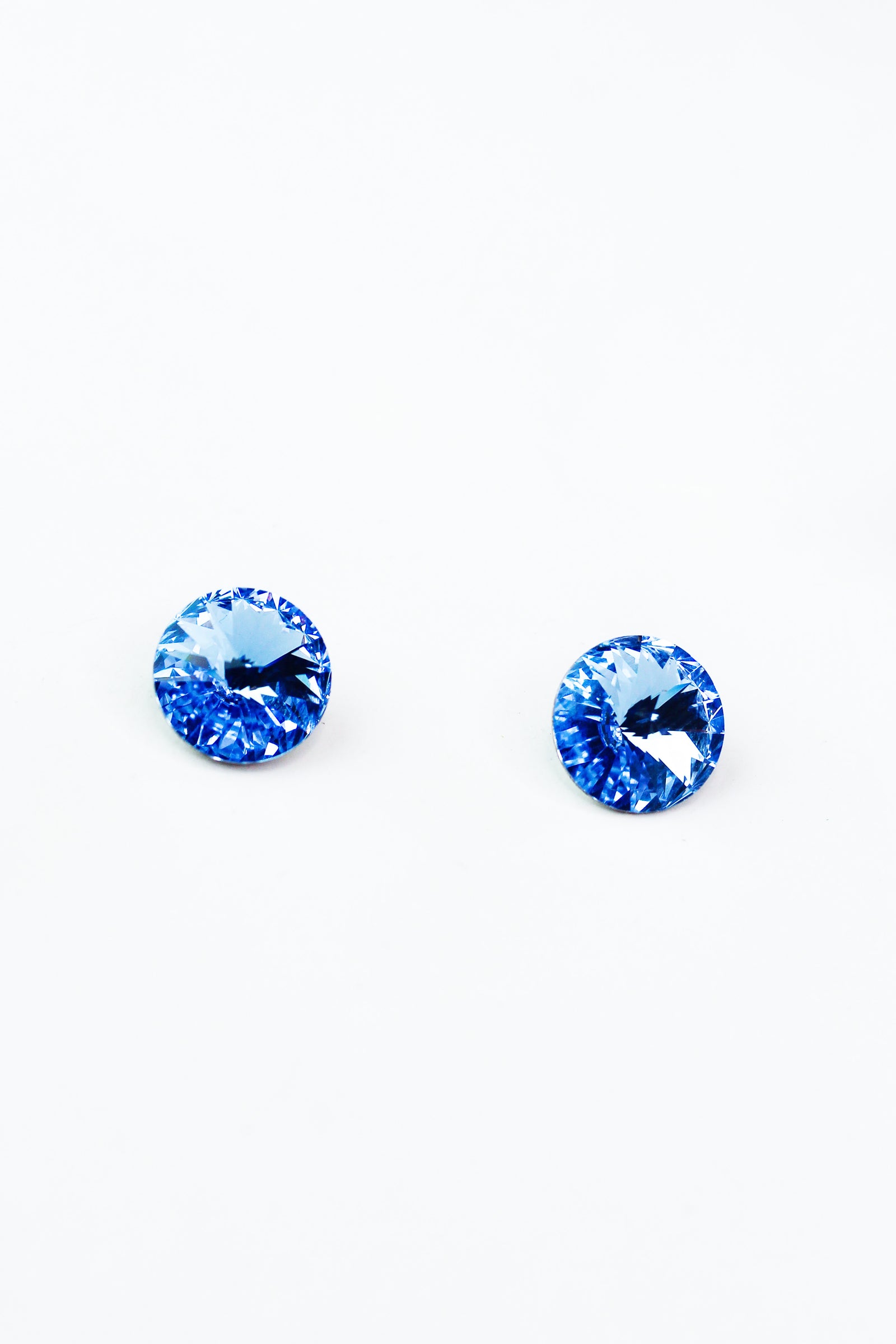 Round Rhinestone Stud Earrings