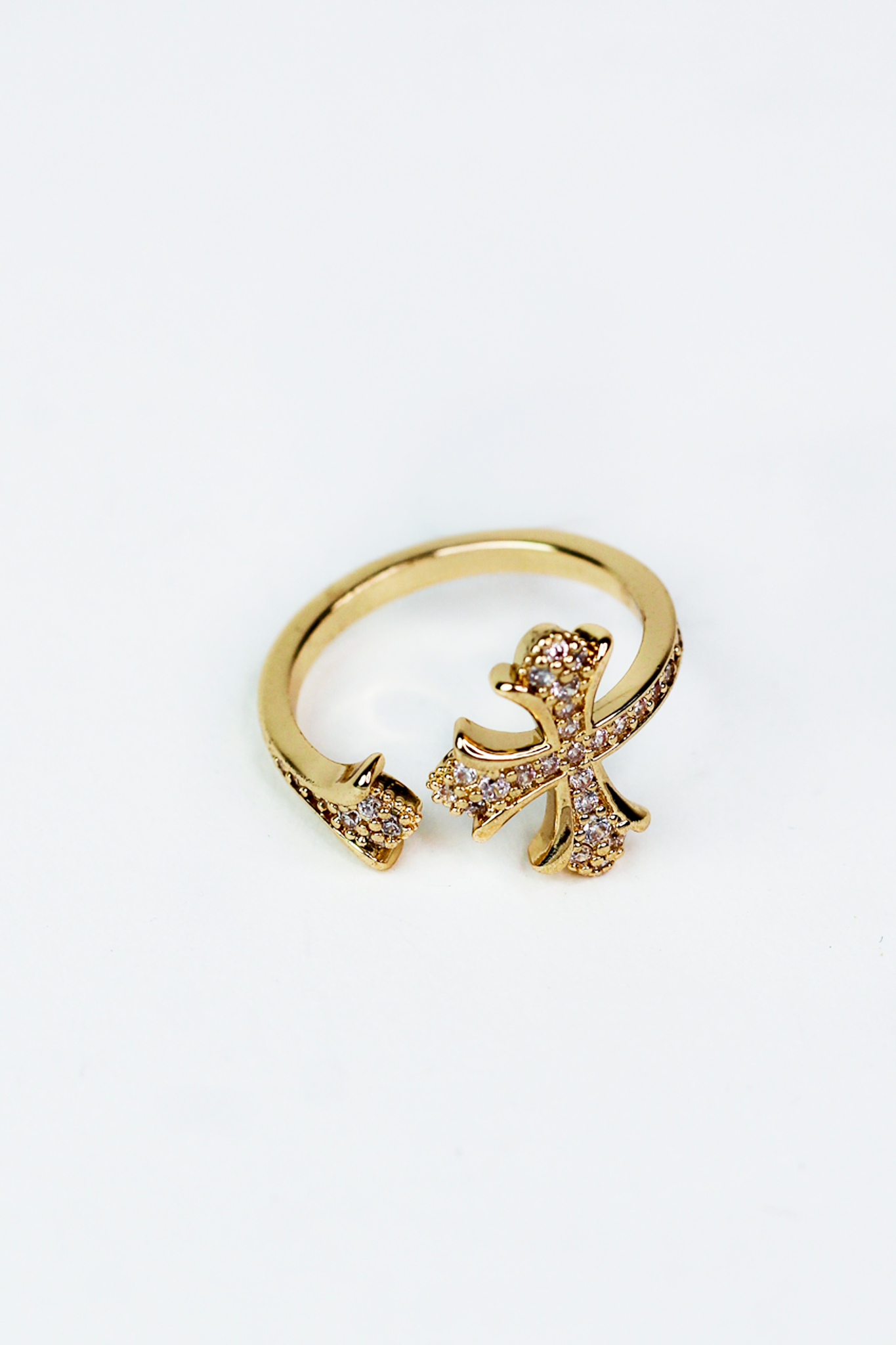 Pave Pointed Cross Ring