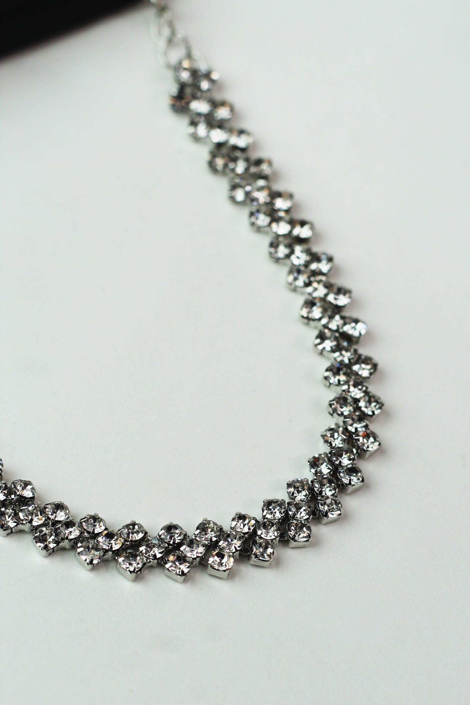 Medium Diagonal Rhinestones Anklet