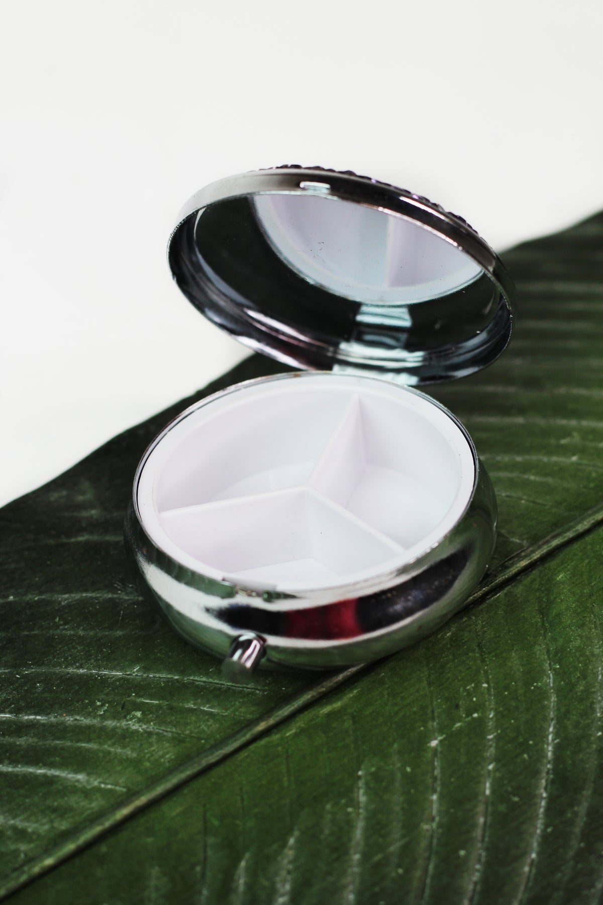 All Rhinestone Top Round Pill Box