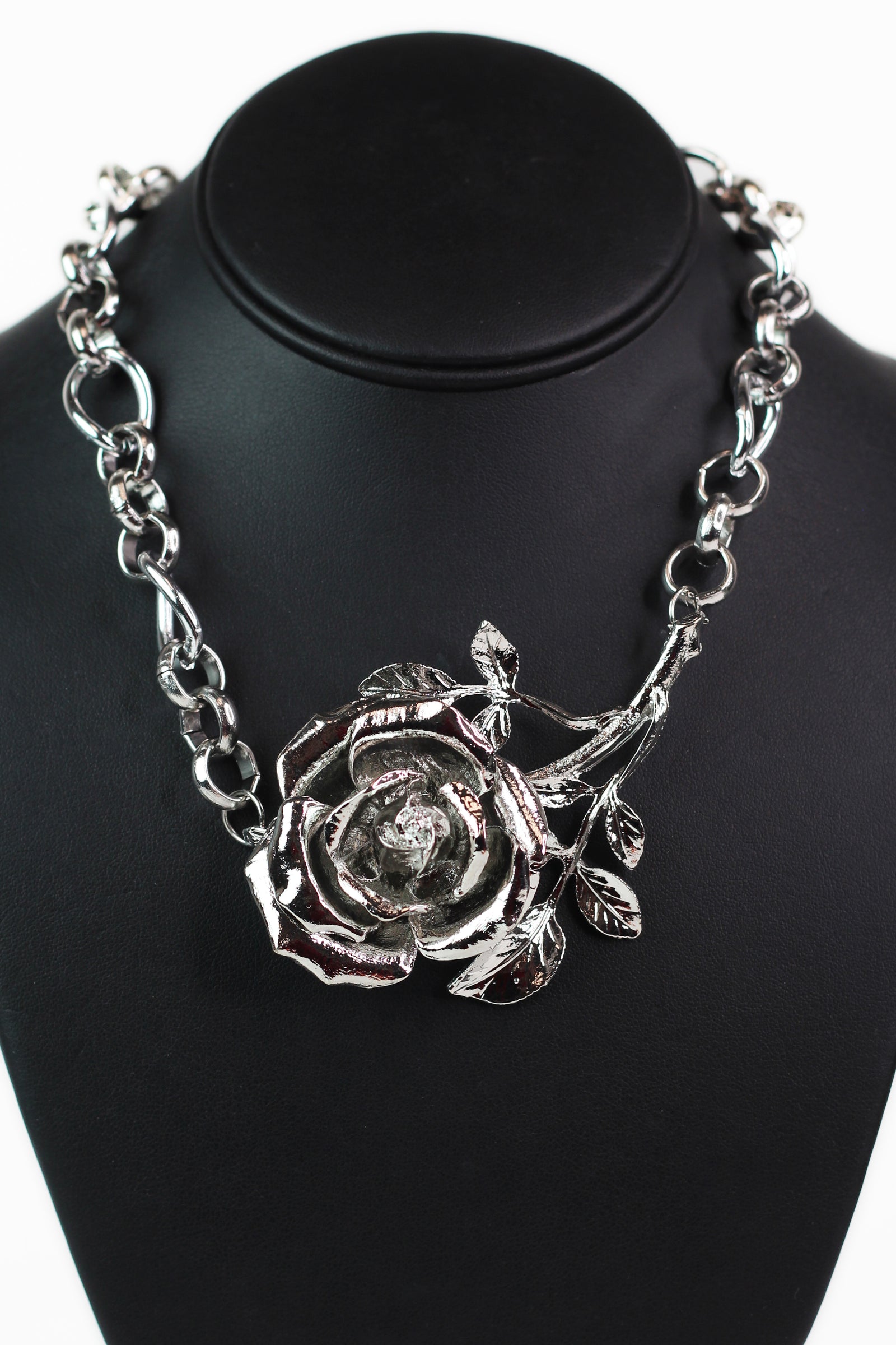 Metal Rose Chunky Link Statement Necklace