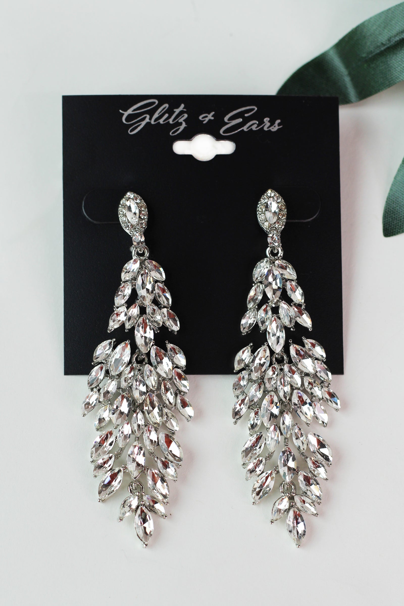 XS Almond Stones Long Earring