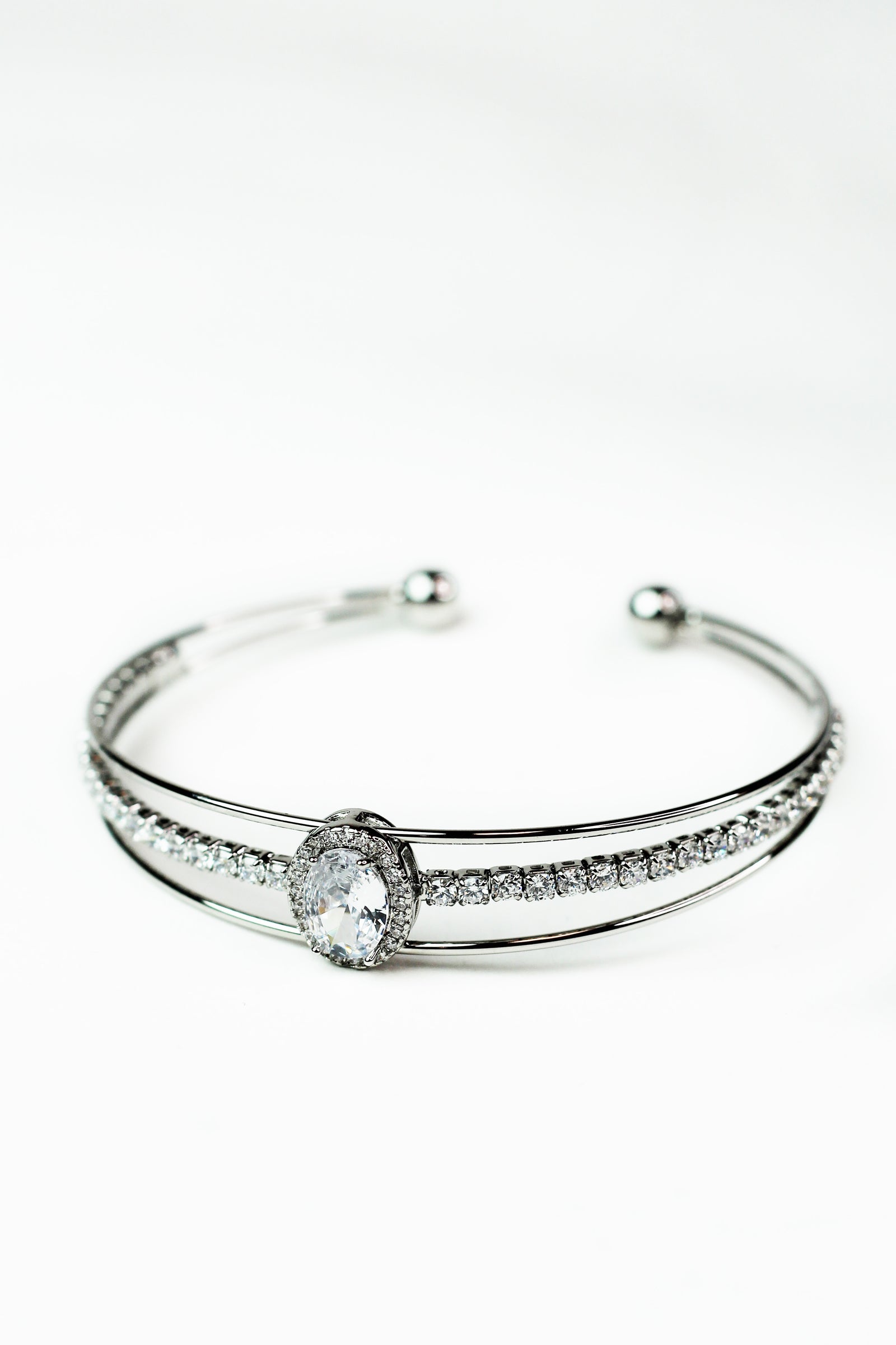 Pave Oval Rhinestone Row Center Bangle