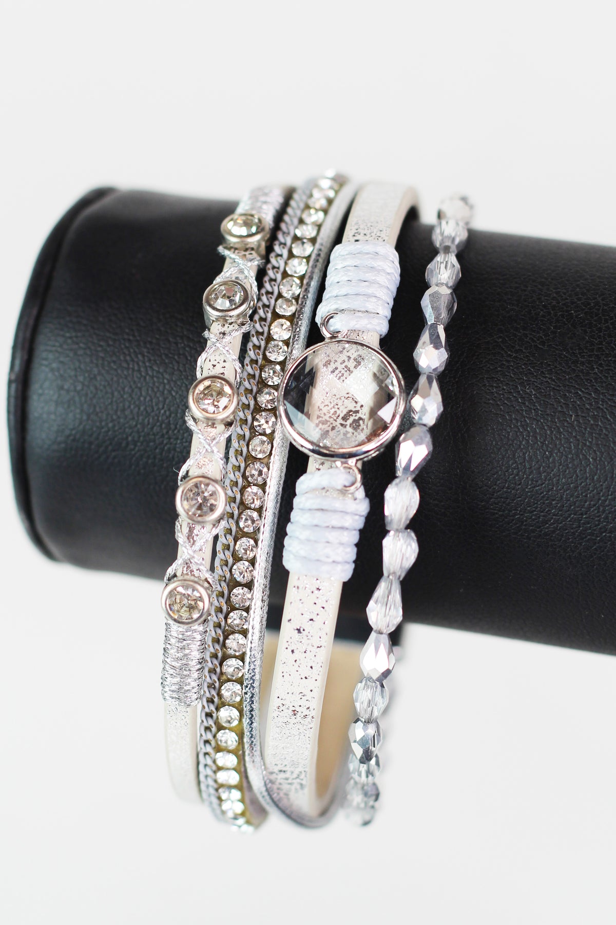 Thin Barrel Beads Stones Strips & Round Center Magnetic Bracelet