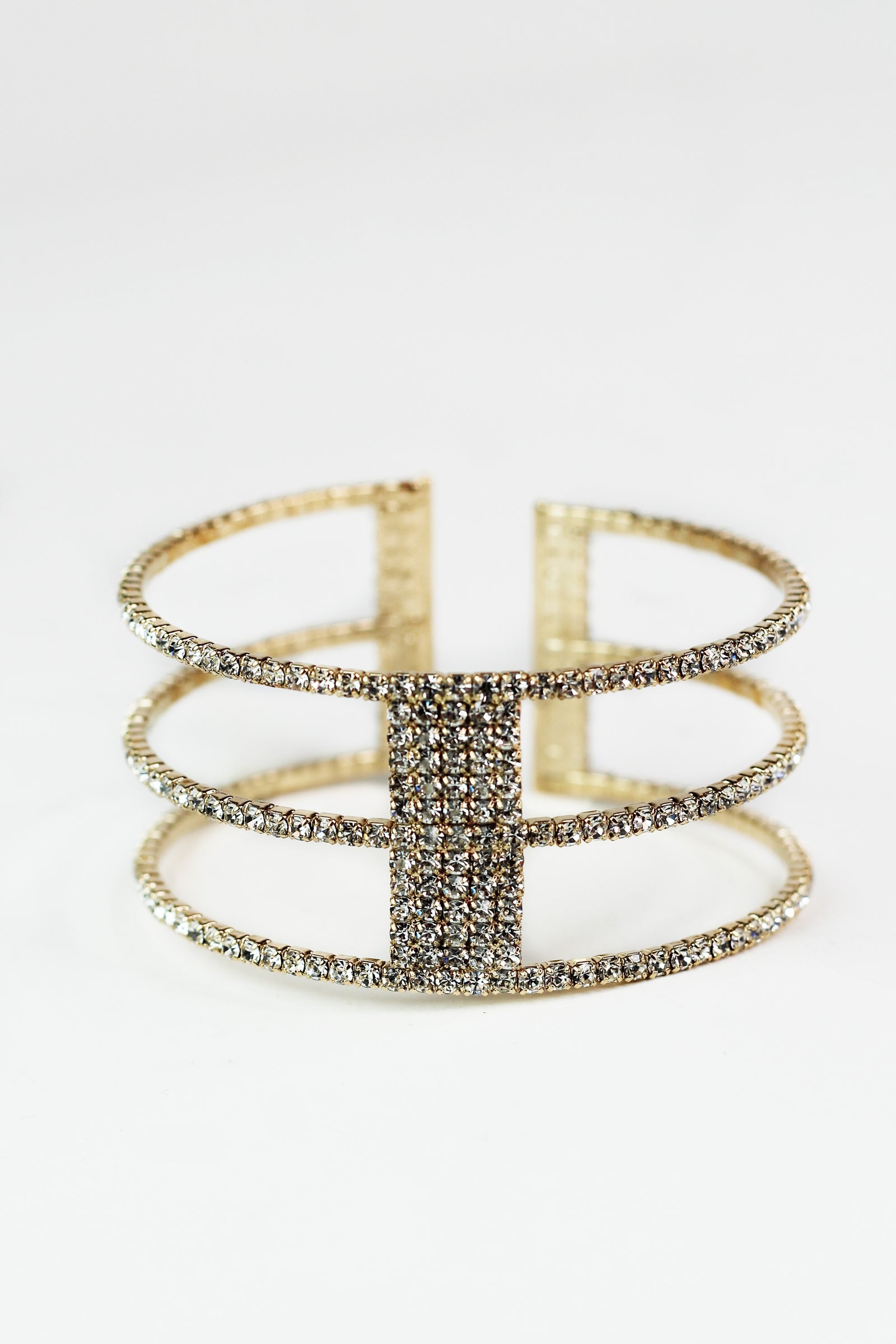 Spaced 3 Row & Rectangle Center Rhinestone Cuff