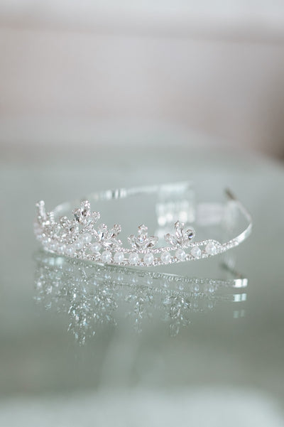 3 Almond Top Pearl Row Bottom Tiara