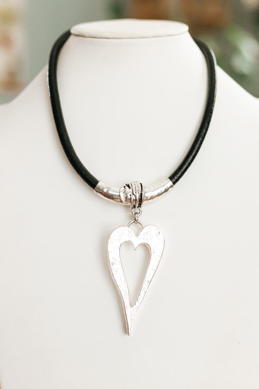 Heart Pendant Faux Leather Necklace