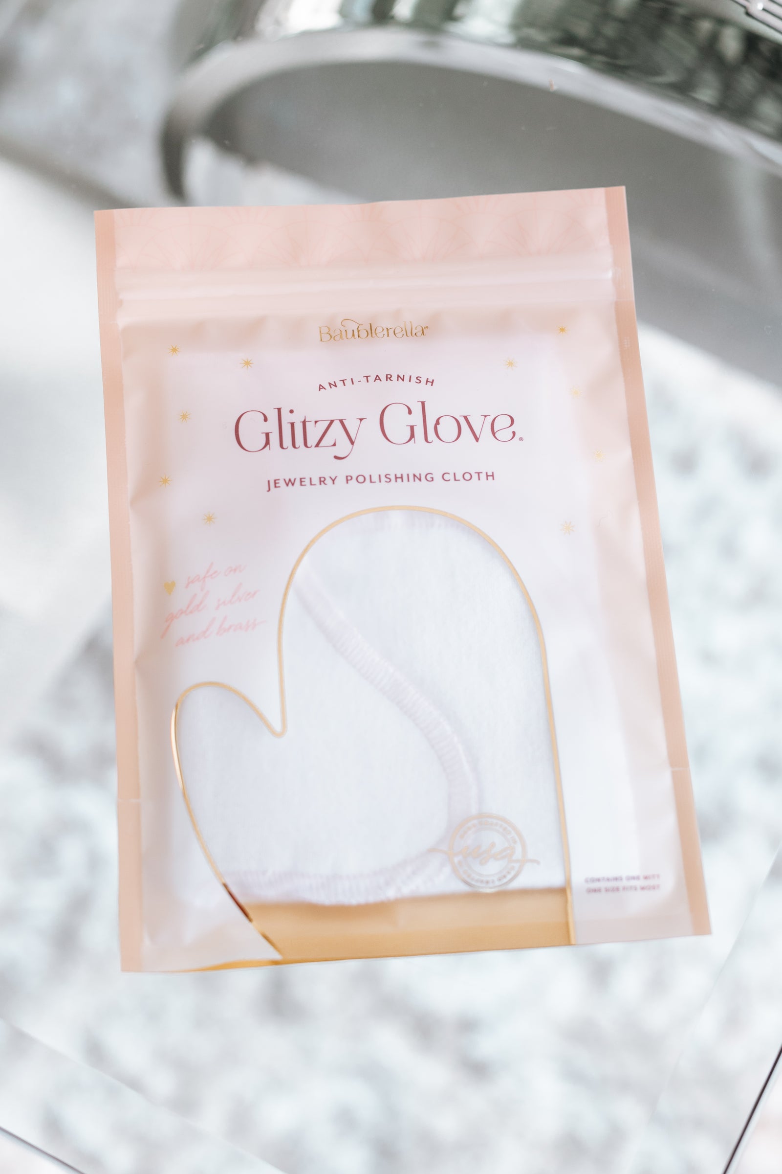 Glitzy Glove Polishing Mitt