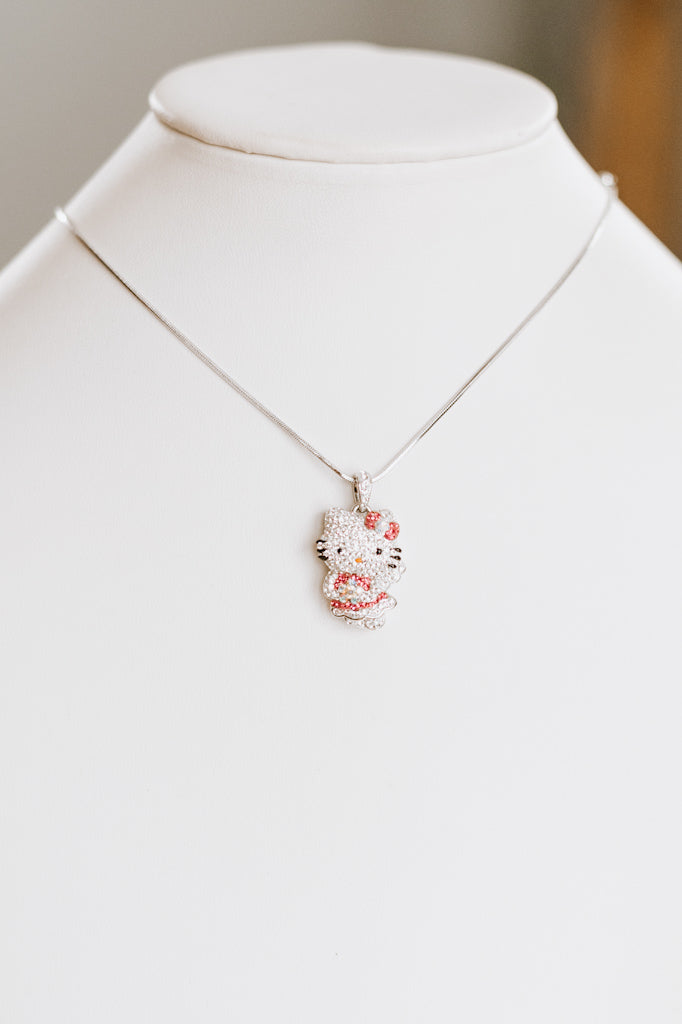 Hello Kitty Holding Flower Necklace