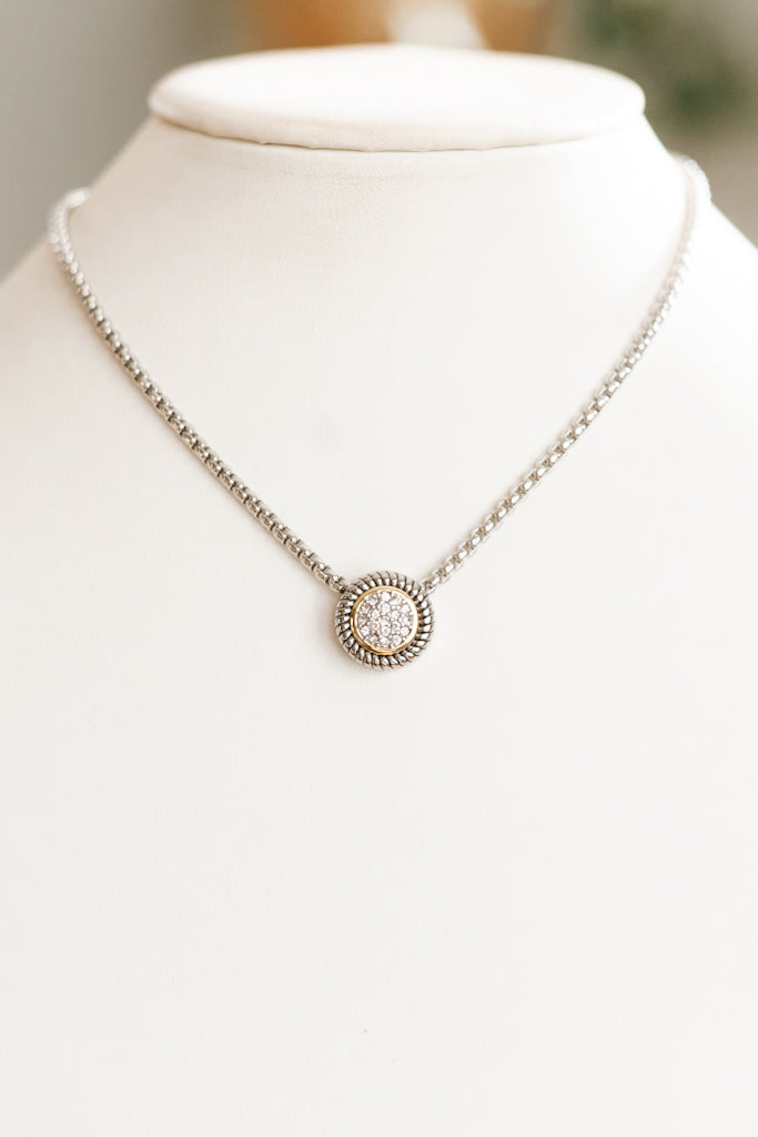Twist Trim Rhinestone Filled Middle Circle Necklace