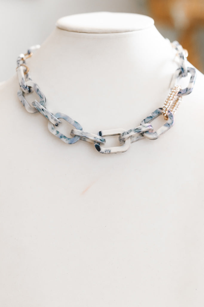 1 Rhinestone Link Marbled Resin Necklace