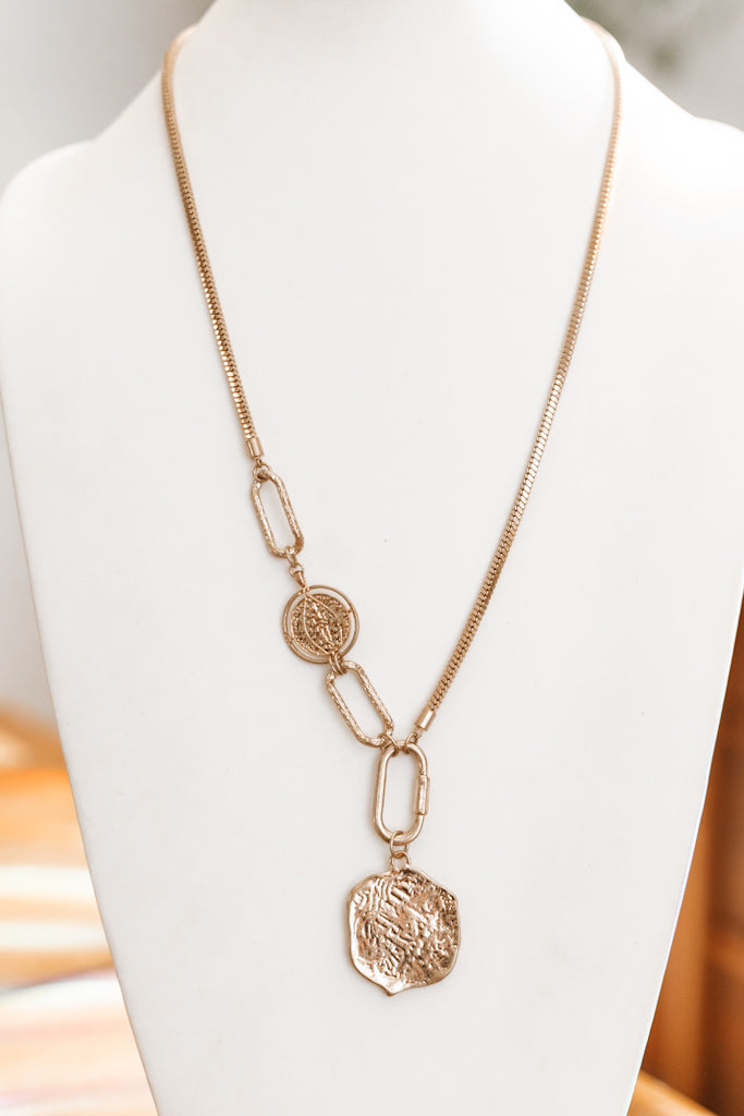 Long Chain with Links and Metals Necklace