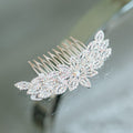 Single Middle Flower Hair Comb