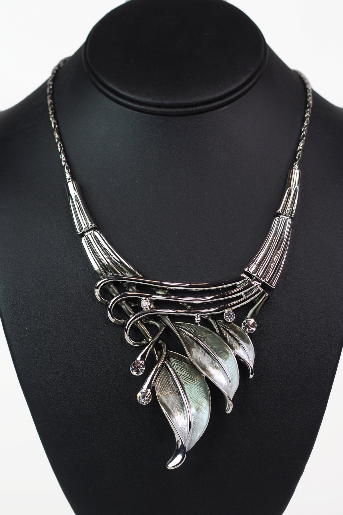 Metal Leaves Lines &amp; Rhinestones Necklace
