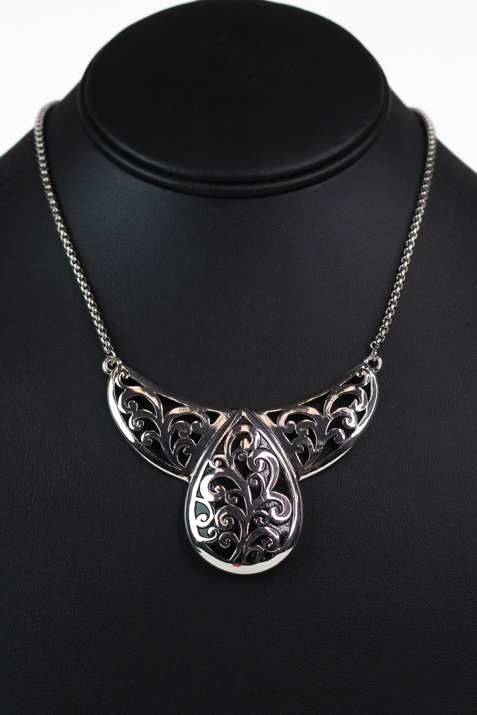 Filigree Single Teardrop Necklace