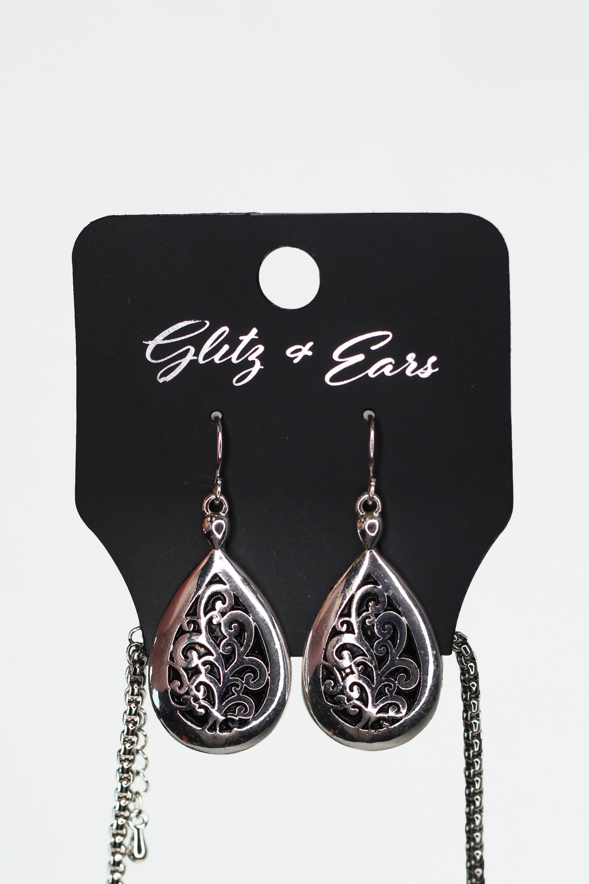 Filigree Single Teardrop Necklace