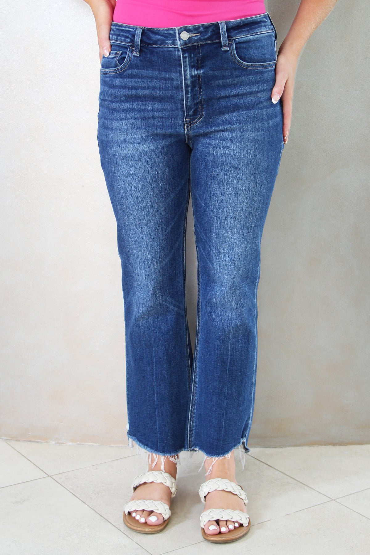 High Rise / Raw Hem Flare Jean