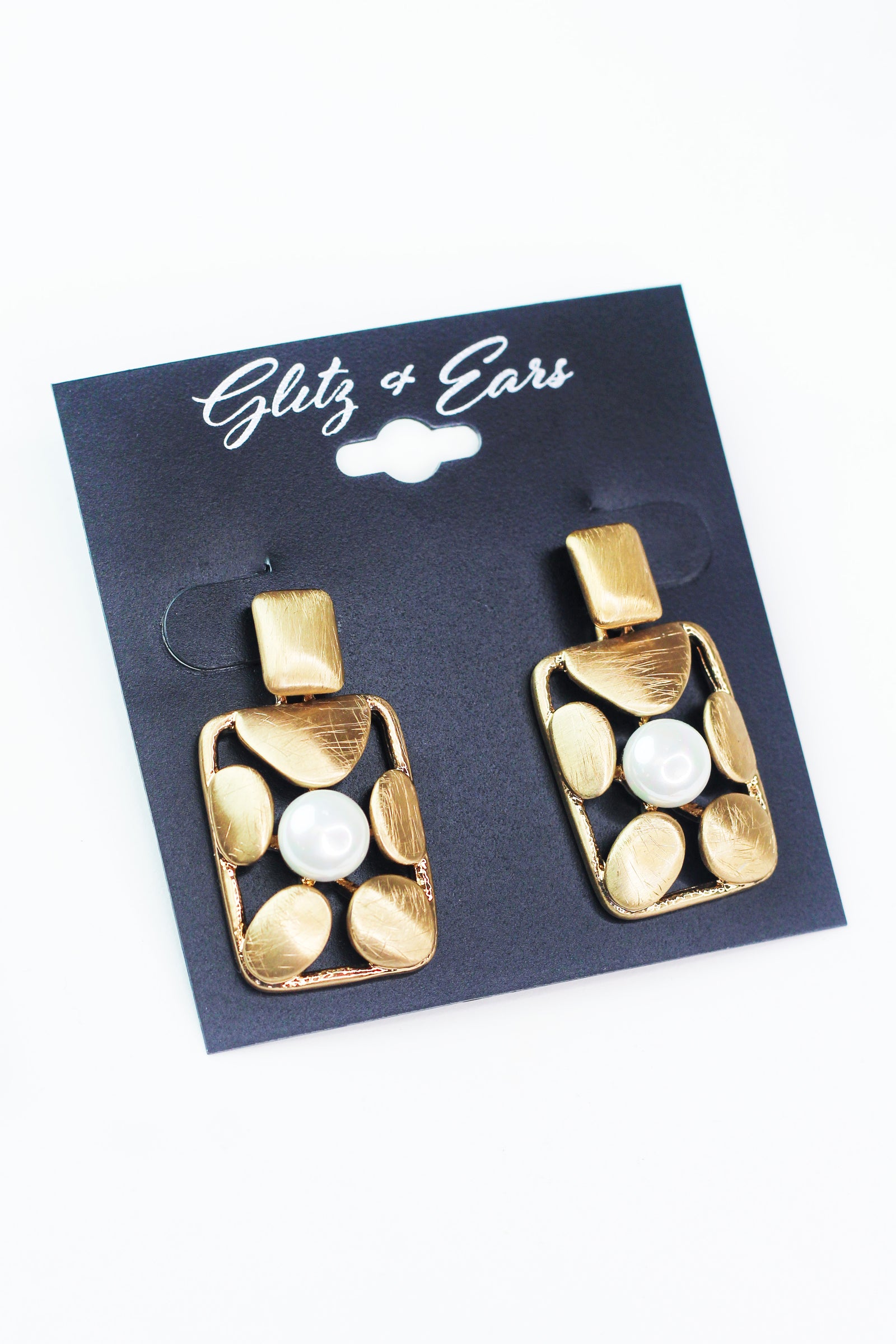 Brush Circles Pearl Middle Earring