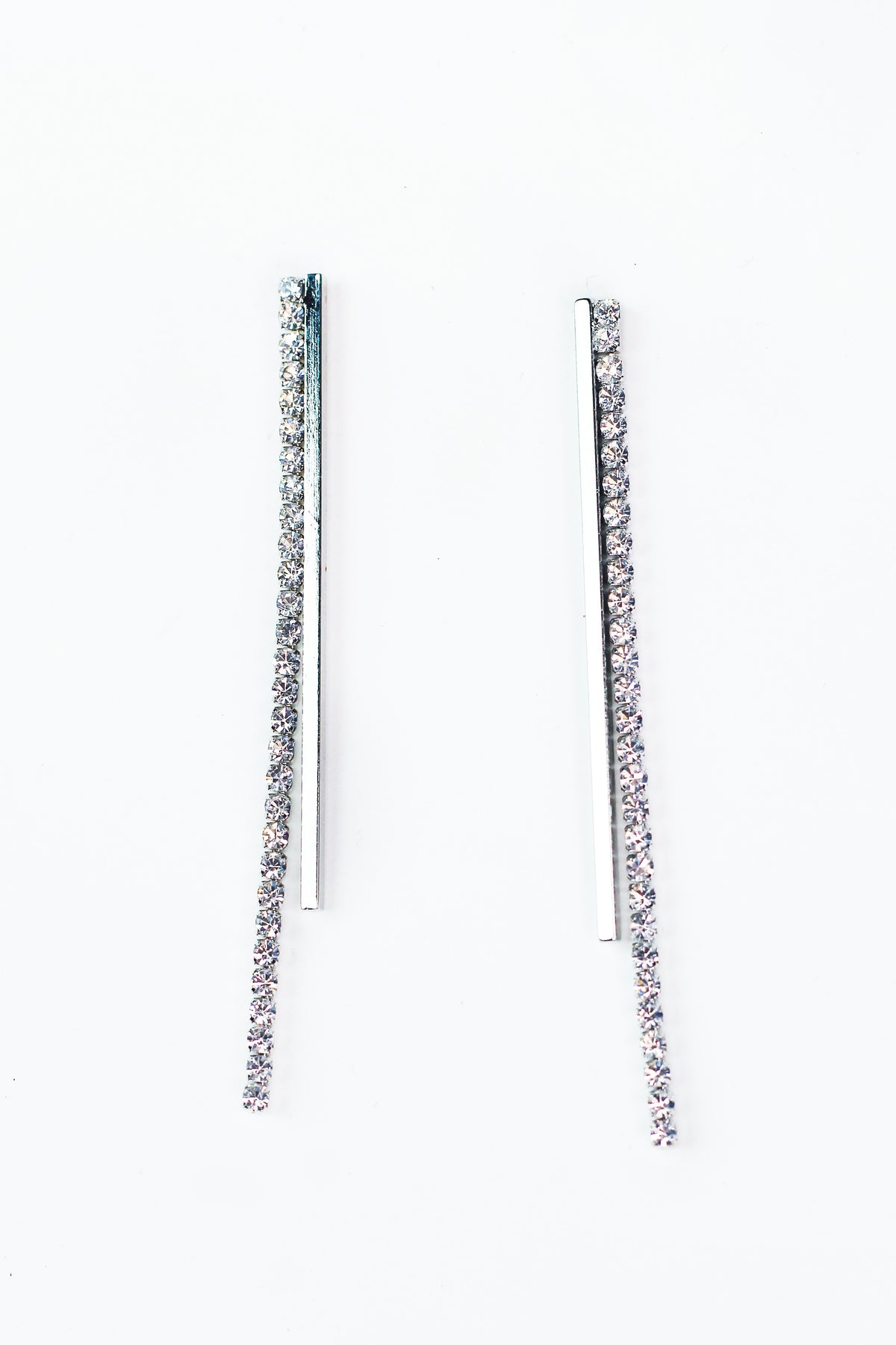 Straight Bar w/ Dangling Rhinestone Row