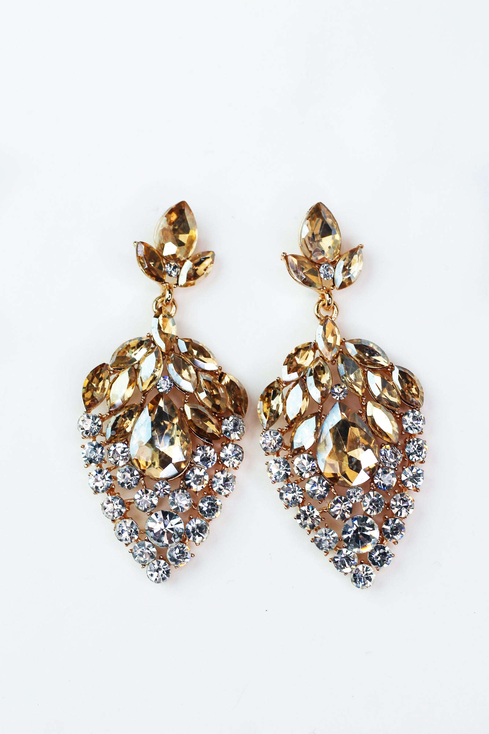 Almond Cluster Teardrop Stones Point Earring
