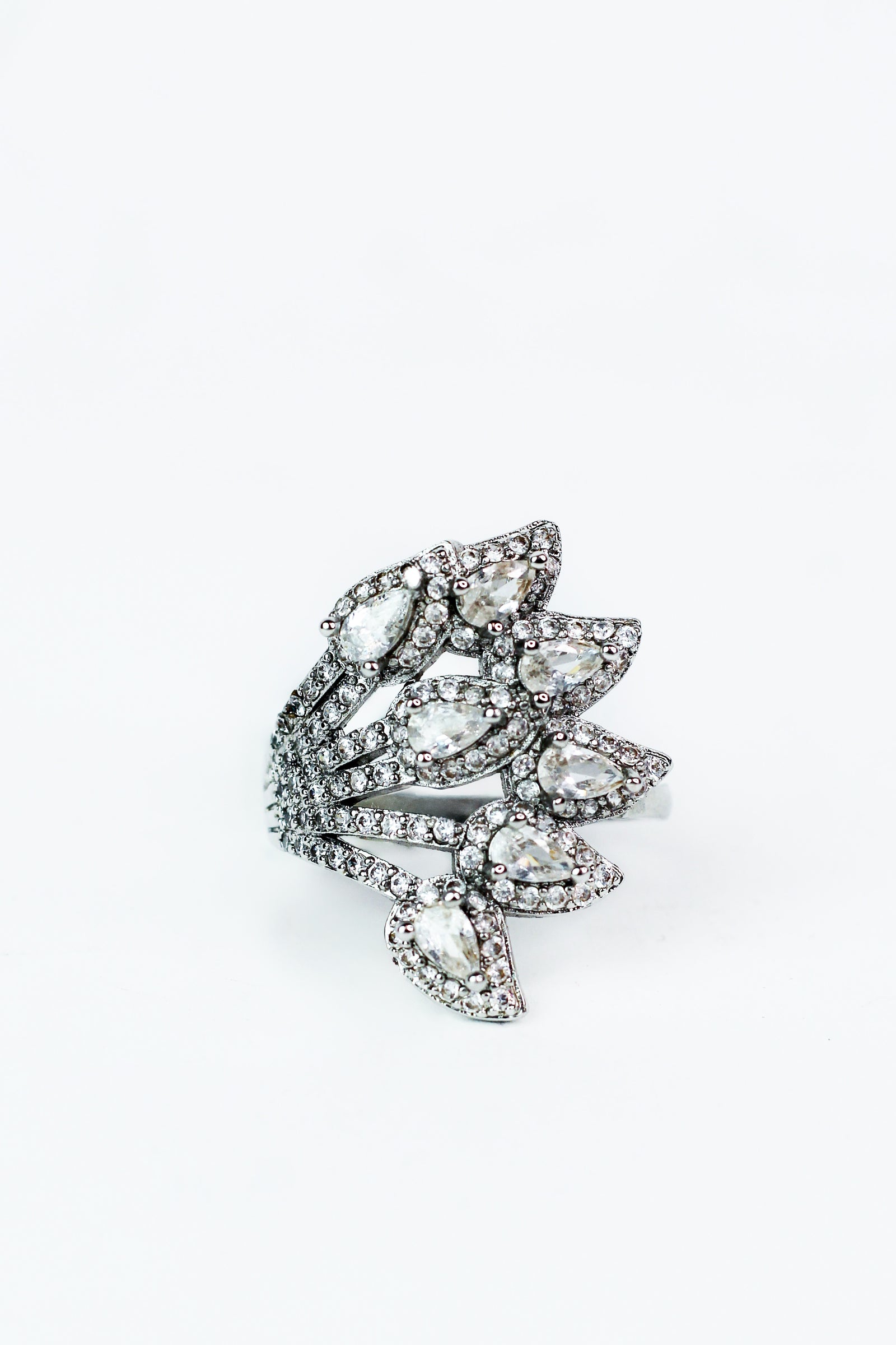 Pave Trim Almond Fan Side Ring