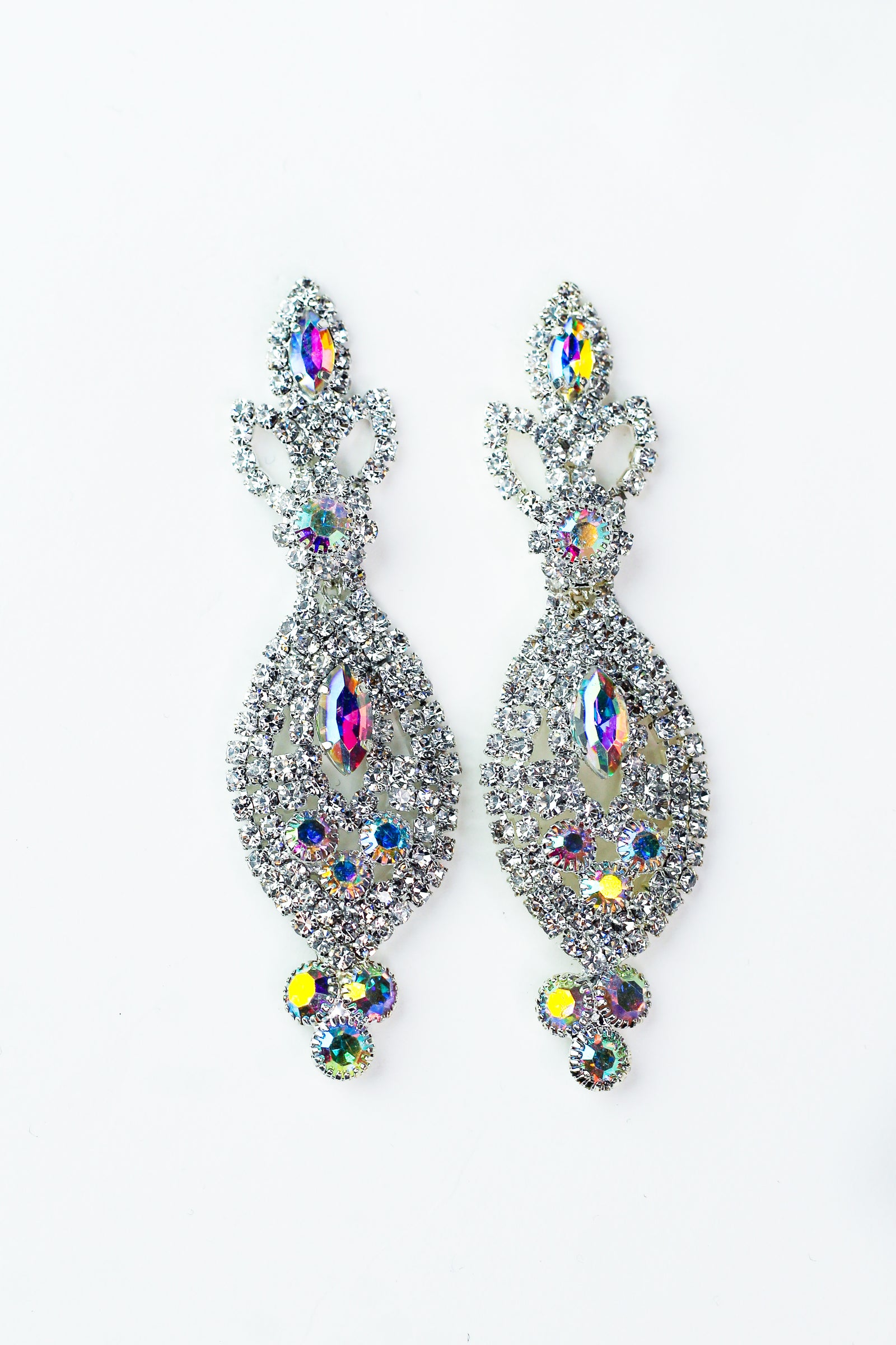 Flower Filled Almond Stone Cluster Point Earring