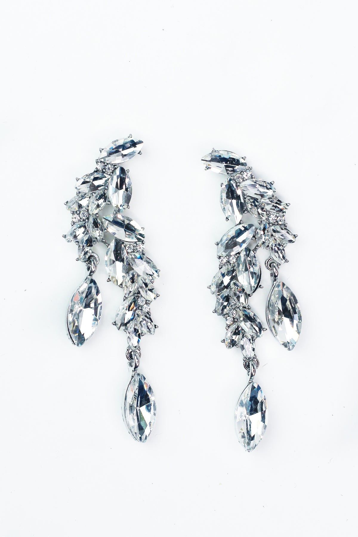 Stagger Almond Cluster & Dangle Arched Earring