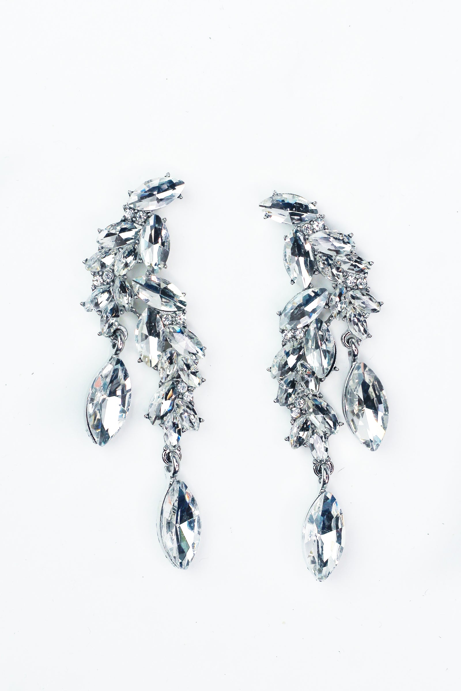 Stagger Almond Cluster & Dangle Arched Earring