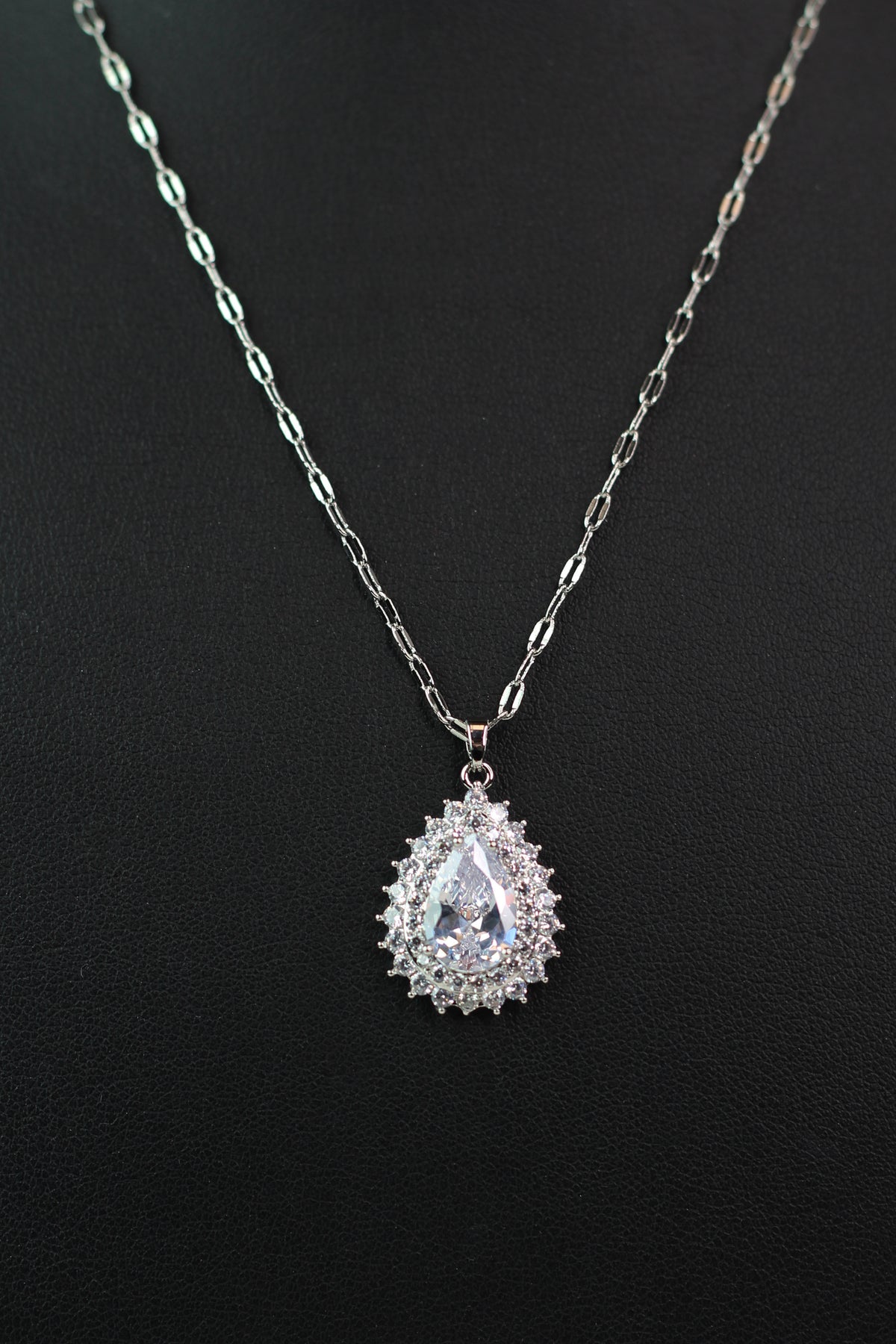 Two Row Trim Teardrop Pendant Necklace