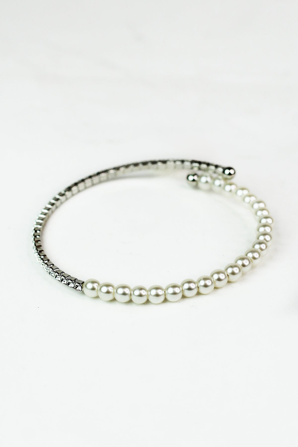 Half Rhinestone Half Pearl Thin Bracelet
