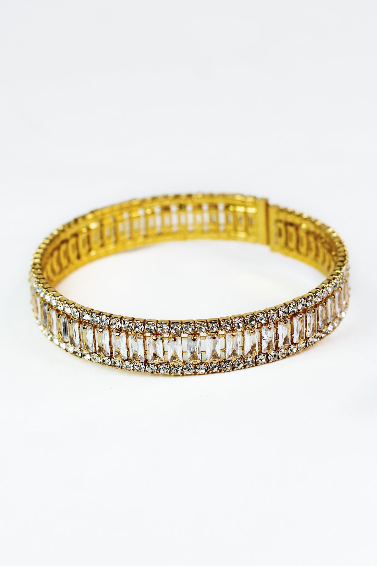Baguette Row Middle Stone Row Trim Cuff