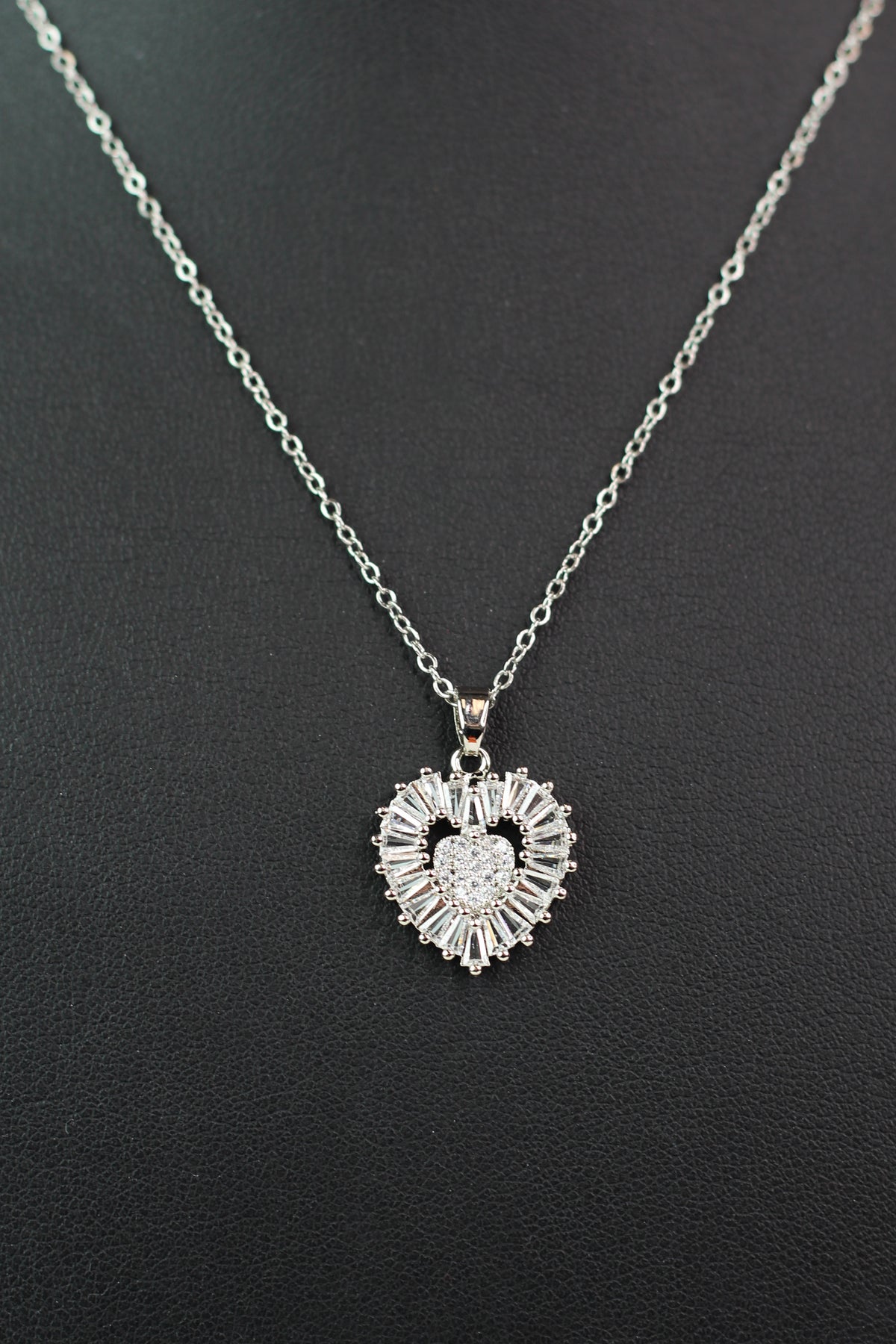 Baguette Trim Pave Middle Heart Necklace