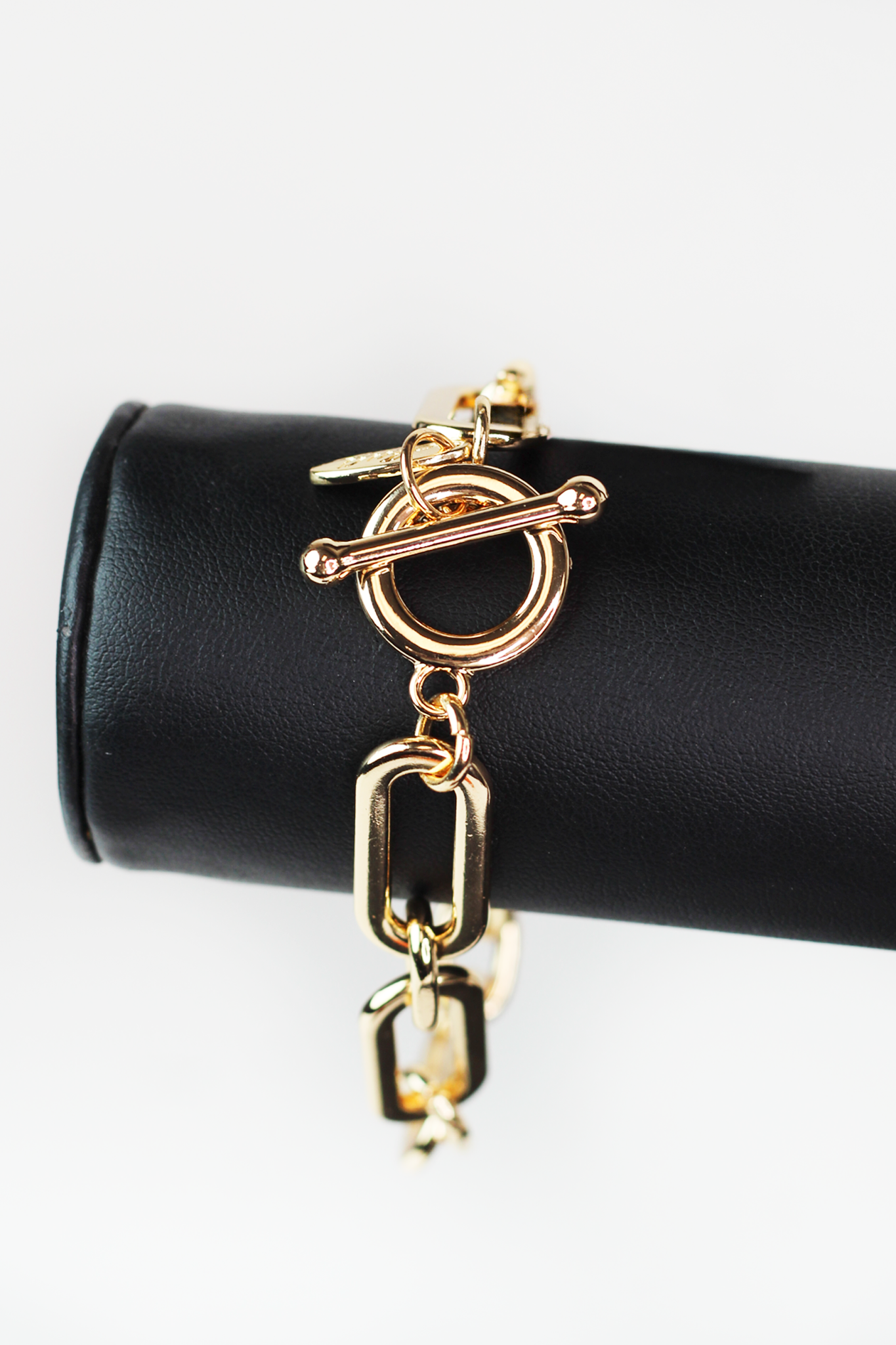 Long Plain Oval Link Toggle Bracelet