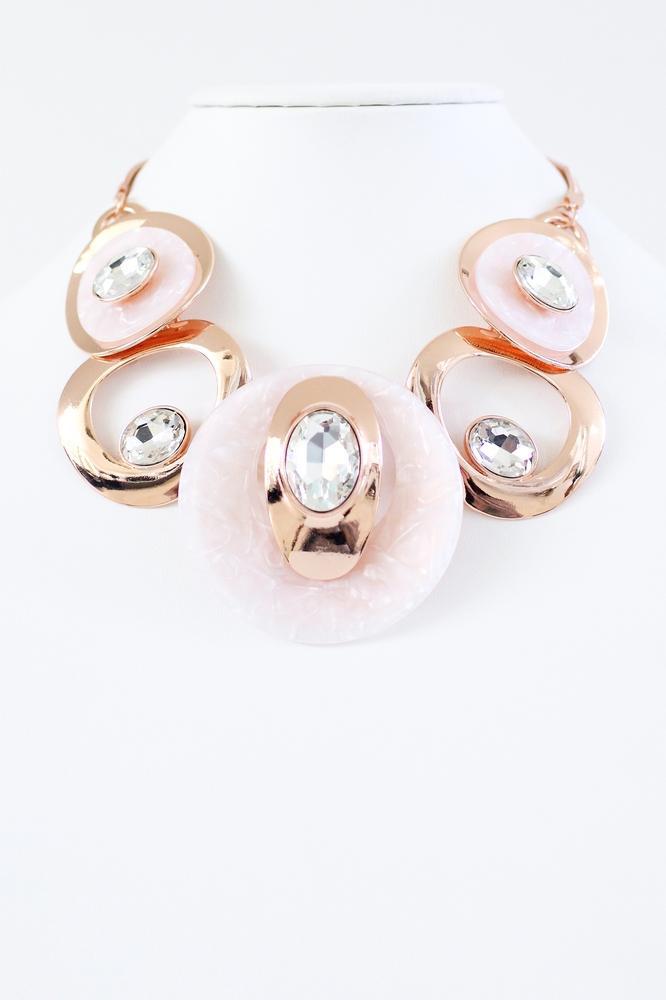 XL Plate with Oval Stone Necklace