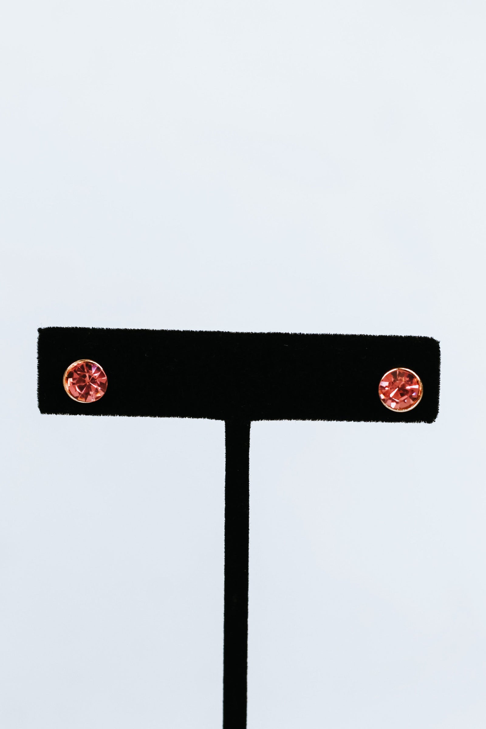 Chain Necklace w/ Metal Flowers & Gemstone Center