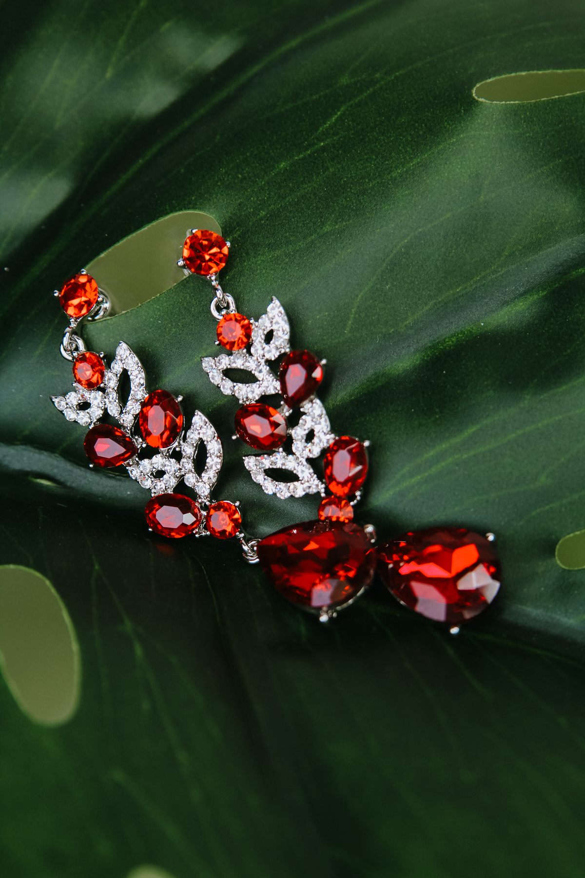 Open Almond, Oval &amp; Teardrop Dangle Long Earring