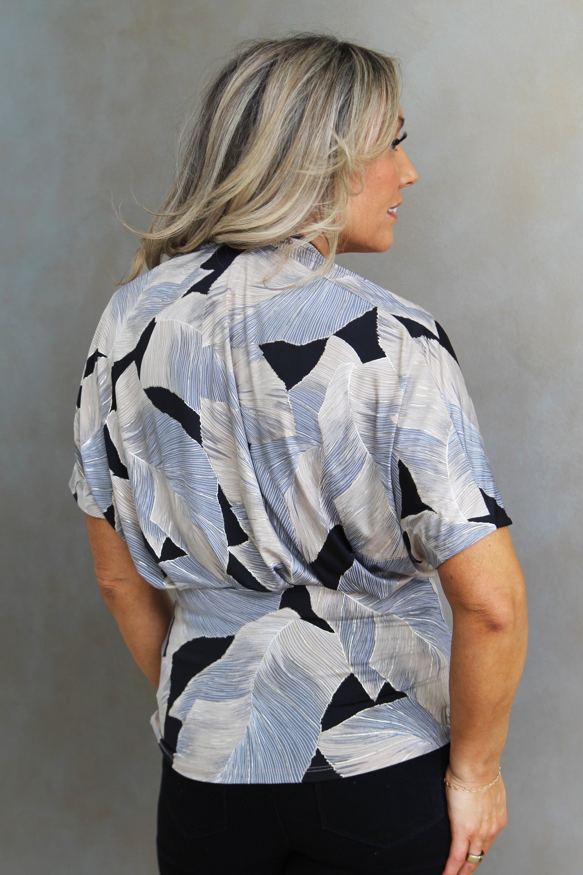 Abstract Leaf Print Dolman Sleeve Top