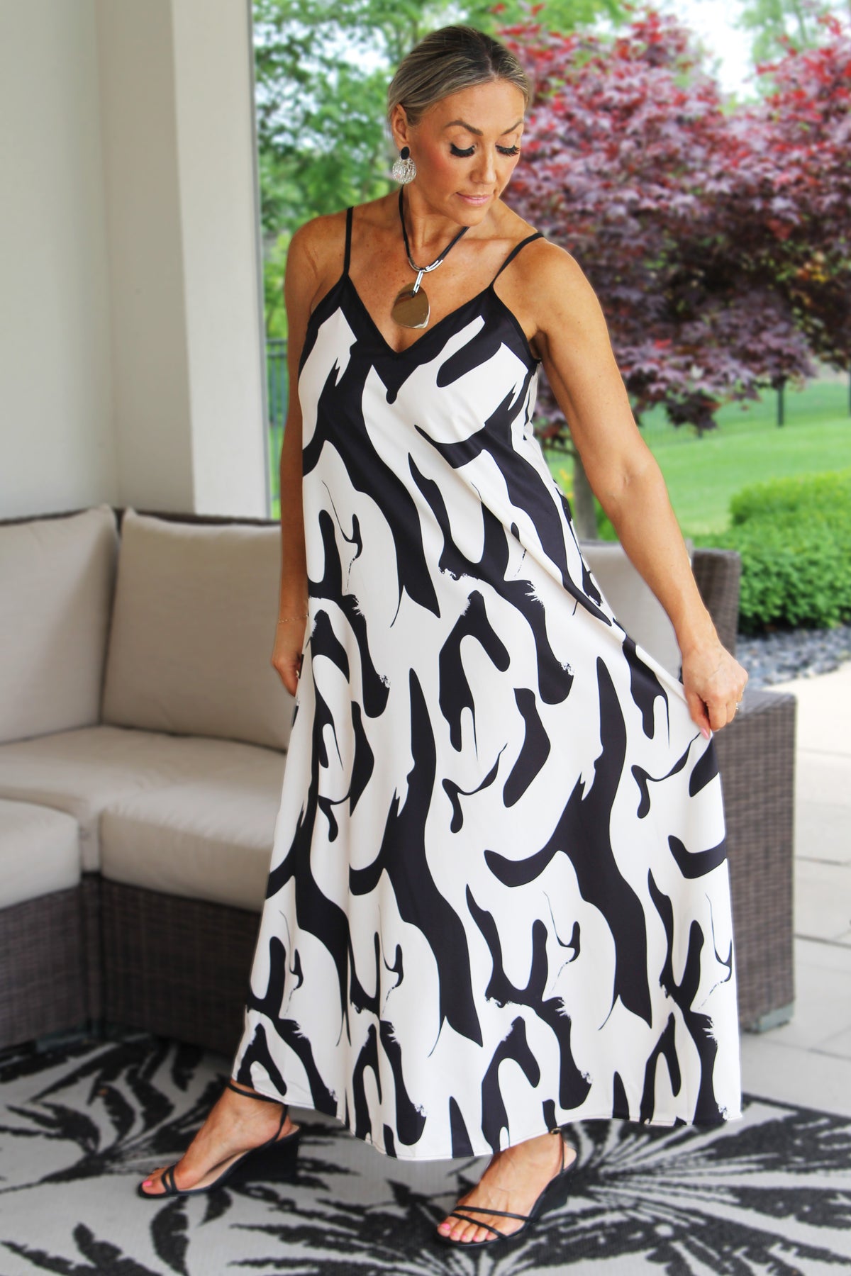 Abstract Print Sleeveless Maxi Dress