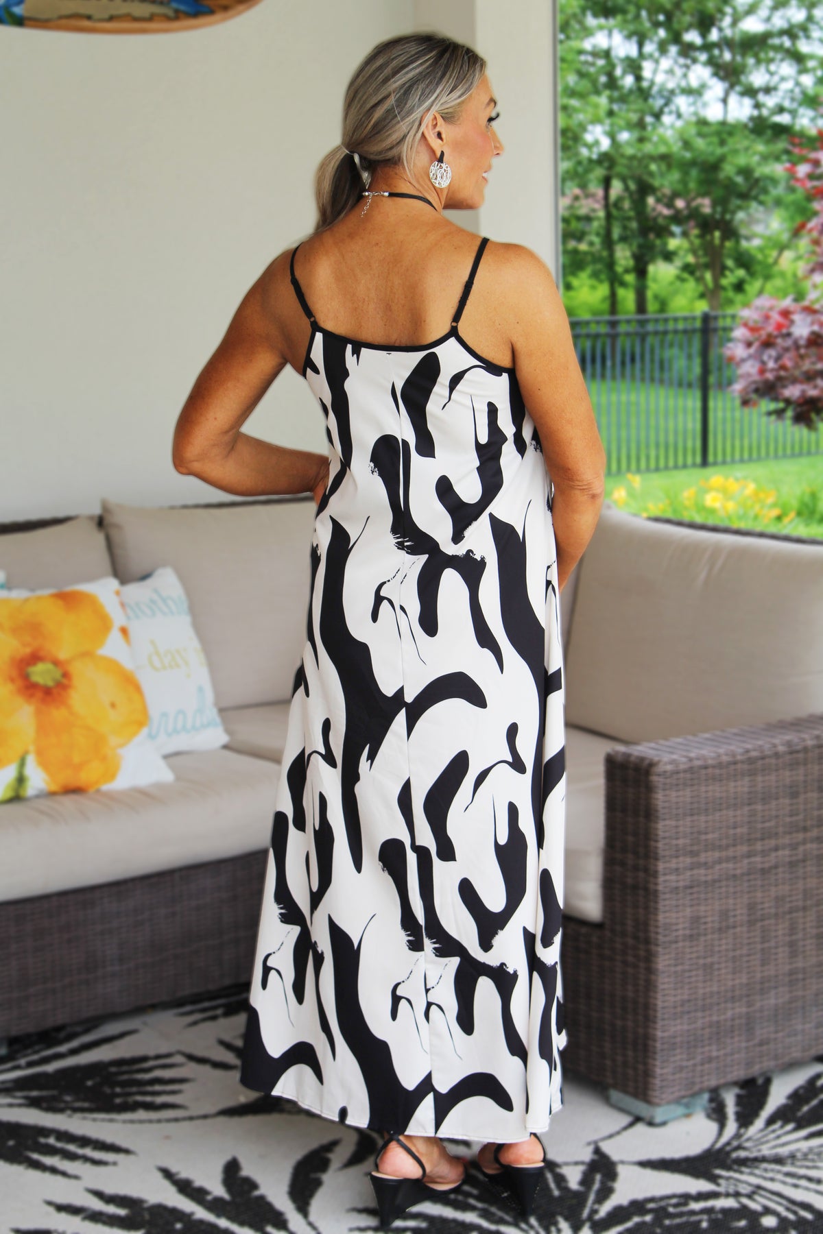 Abstract Print Sleeveless Maxi Dress