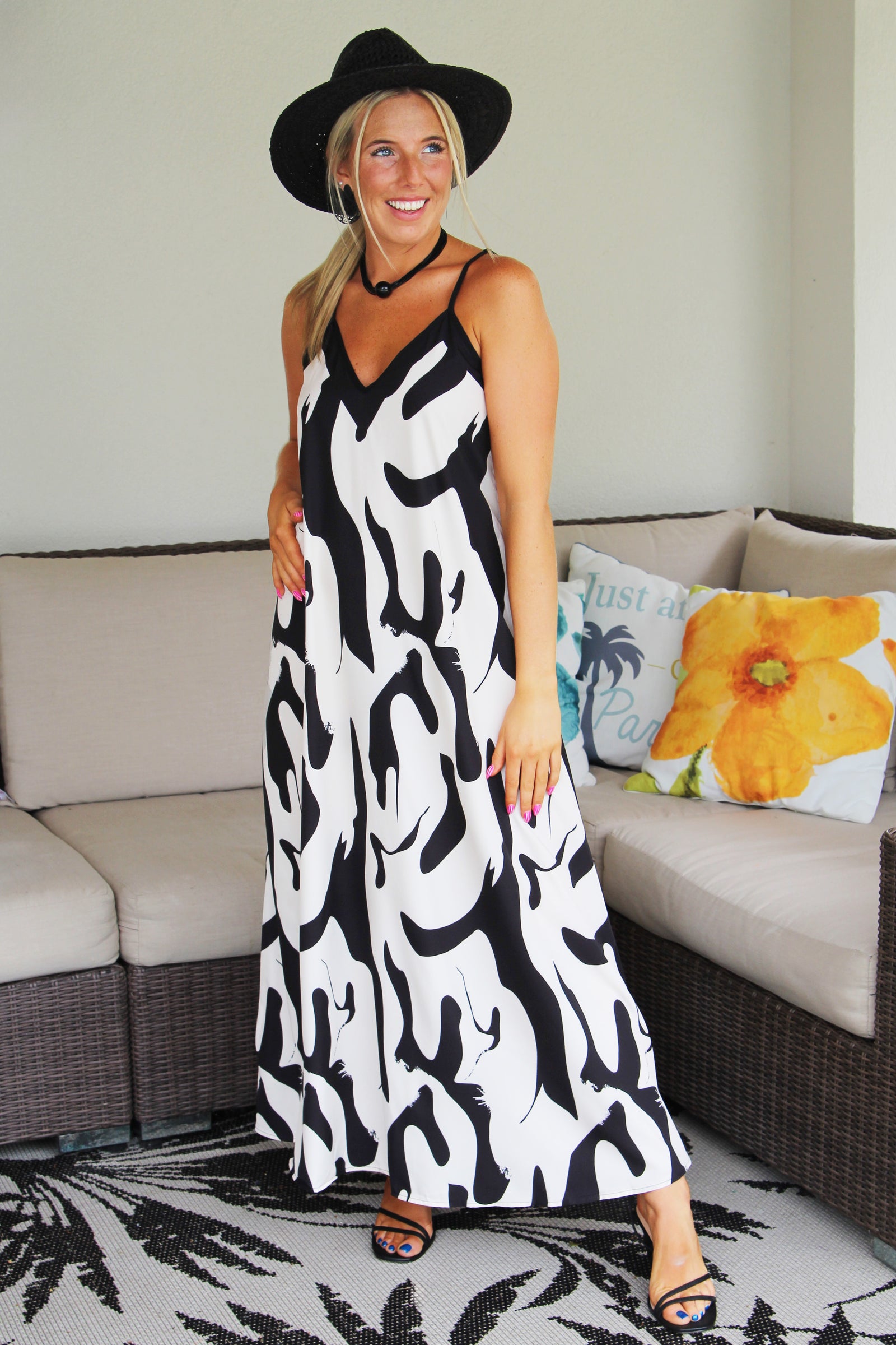 Abstract Print Sleeveless Maxi Dress