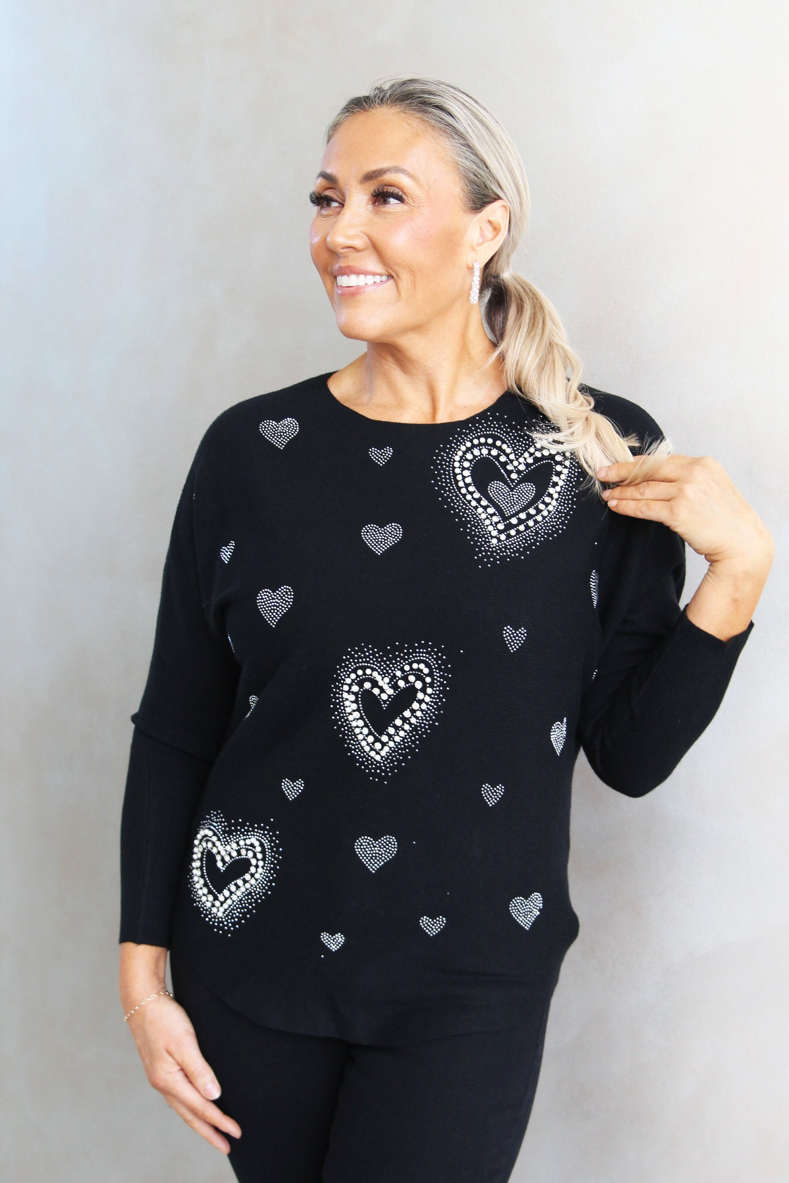 Long Sleeve Pearl & Rhinestone Accent Heart Fitted Knit Top