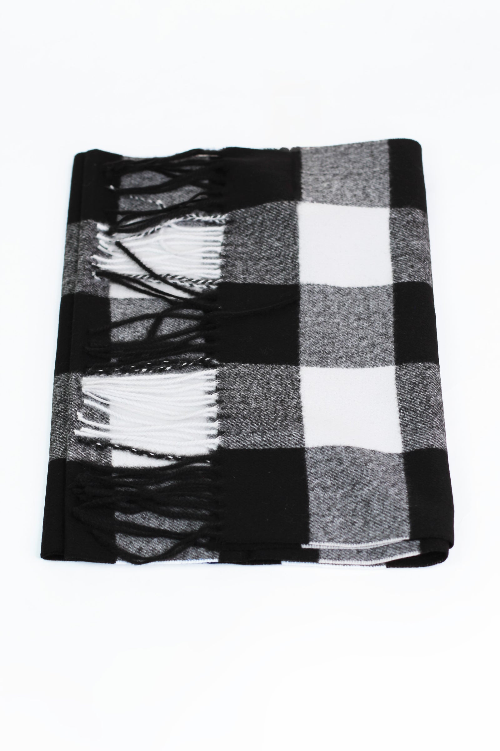 Checkered Tassel Scarf