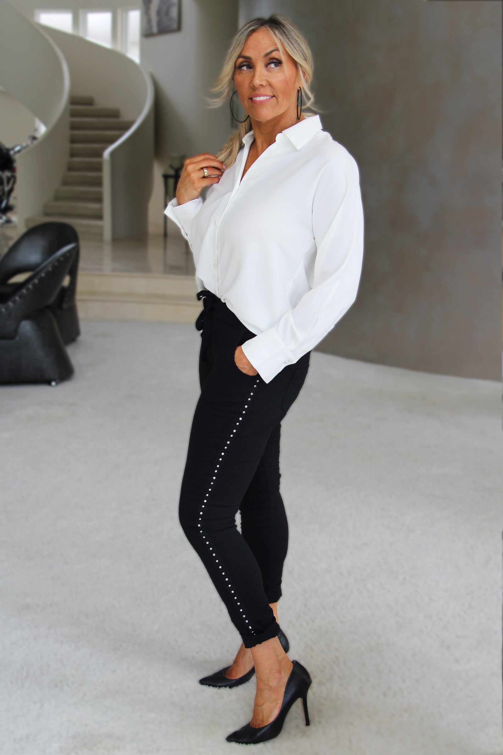 Crinkle Pants w/ Rhinestone & Stud Side Trim