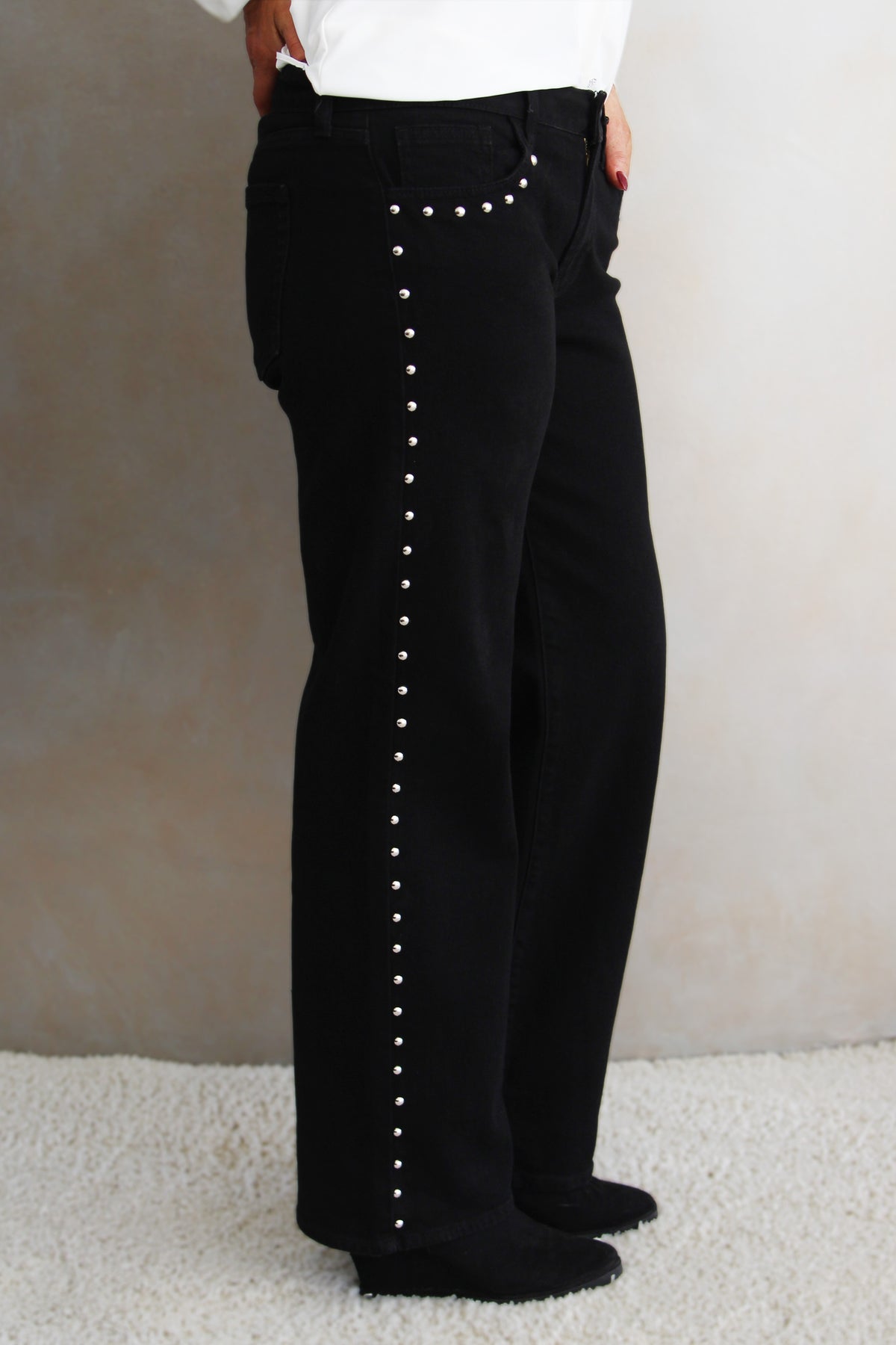 Low Rise Studded Baggy Jeans
