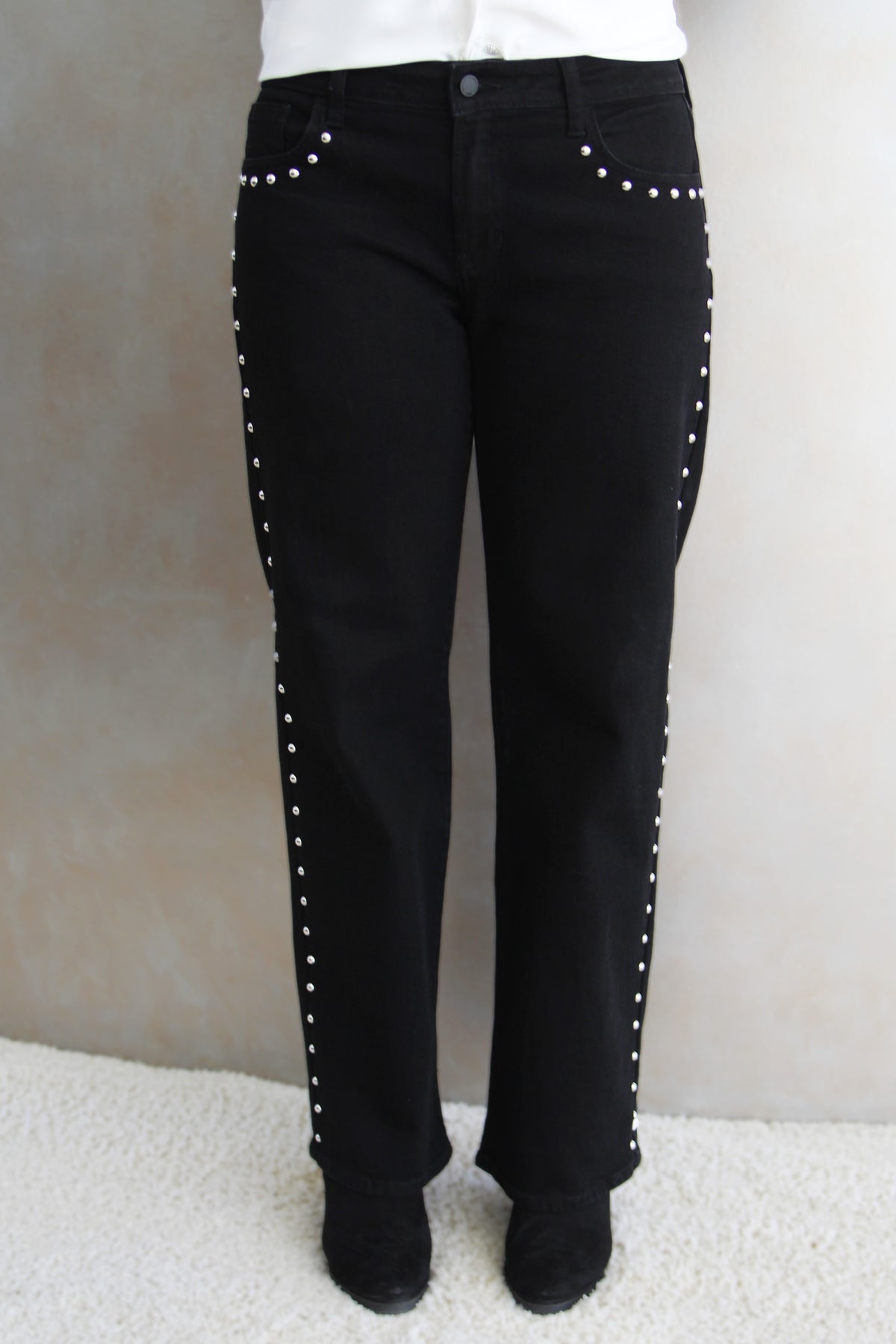 Low Rise Studded Baggy Jeans