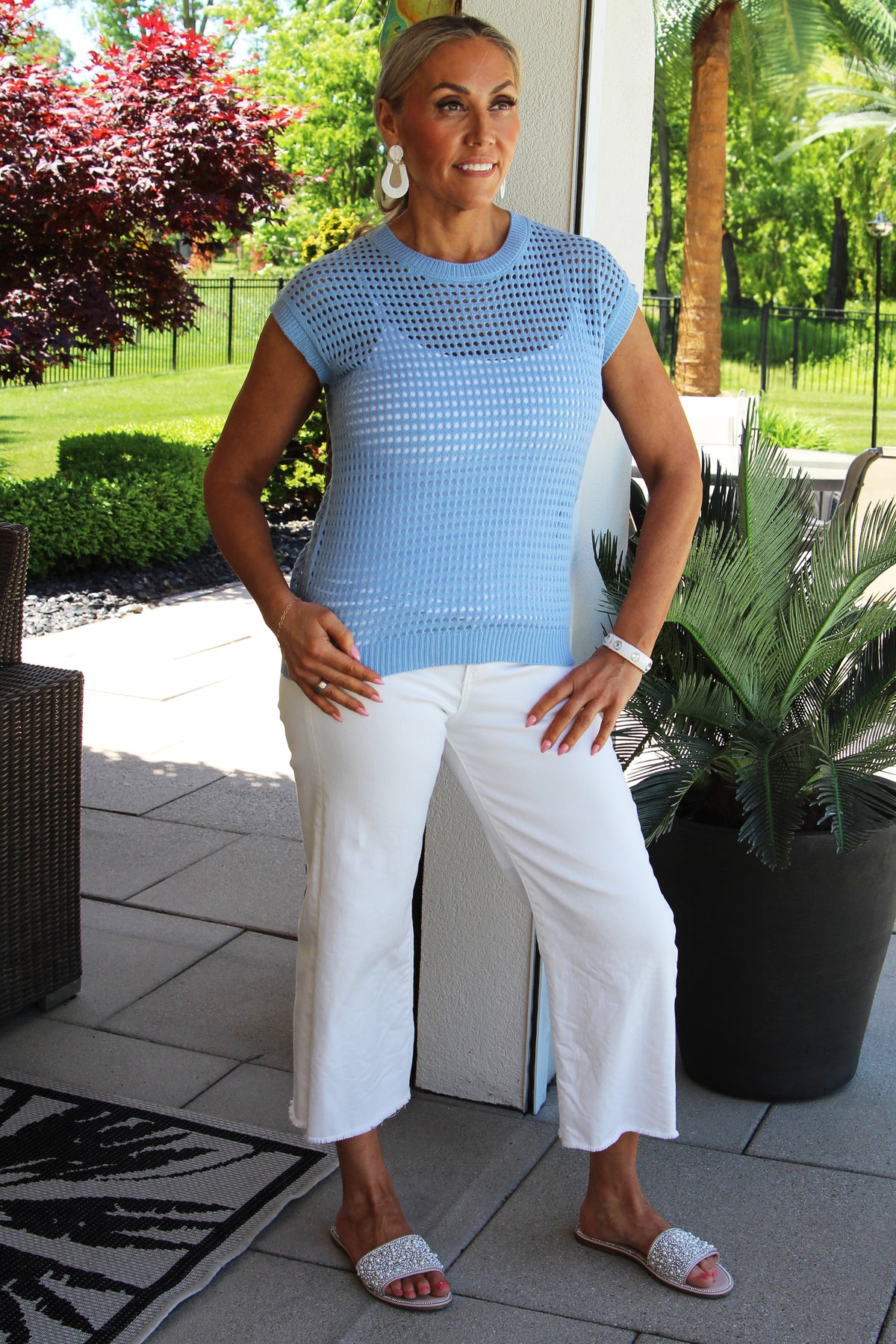 Open Knit Sleeveless Sweater Top