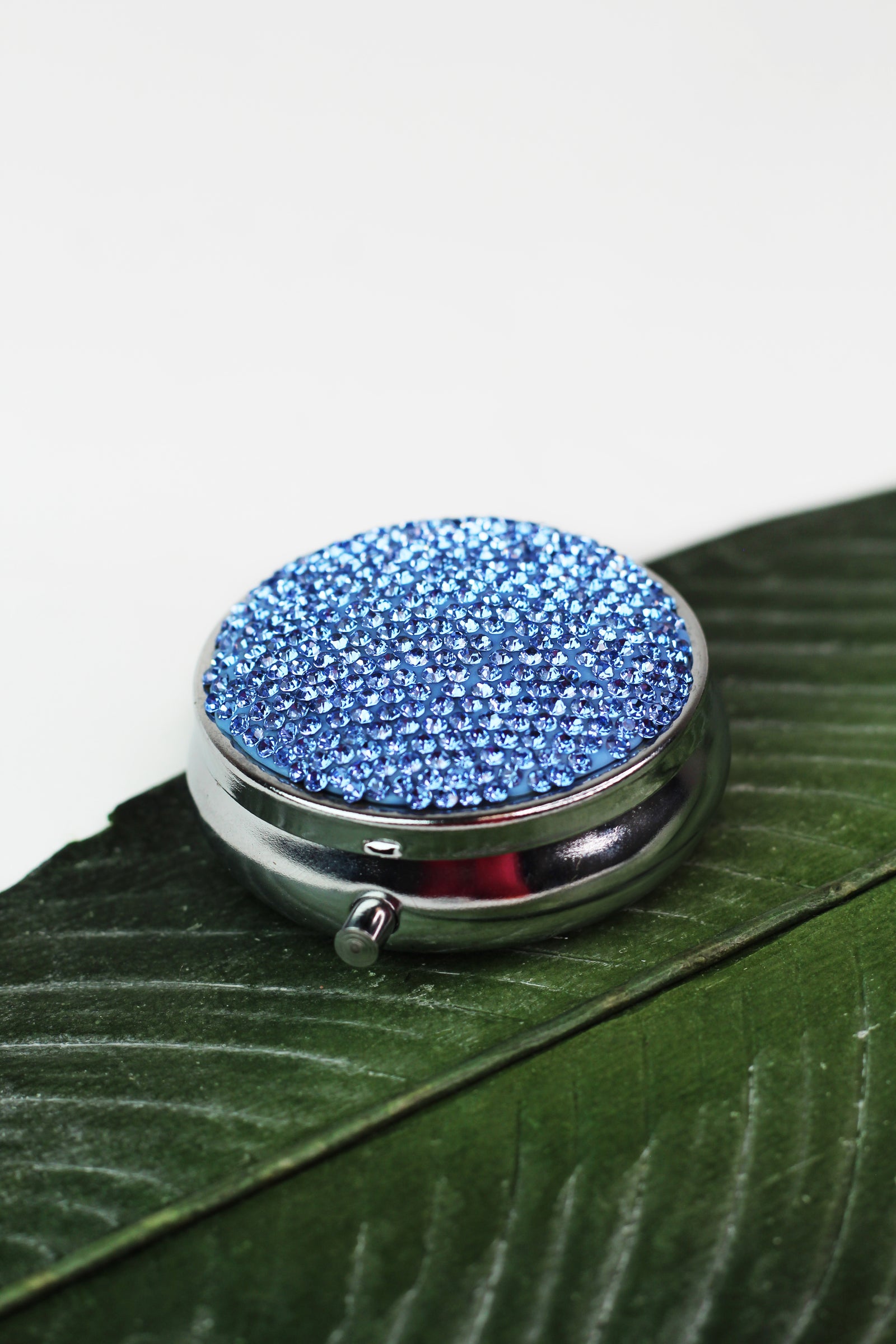 All Rhinestone Top Round Pill Box