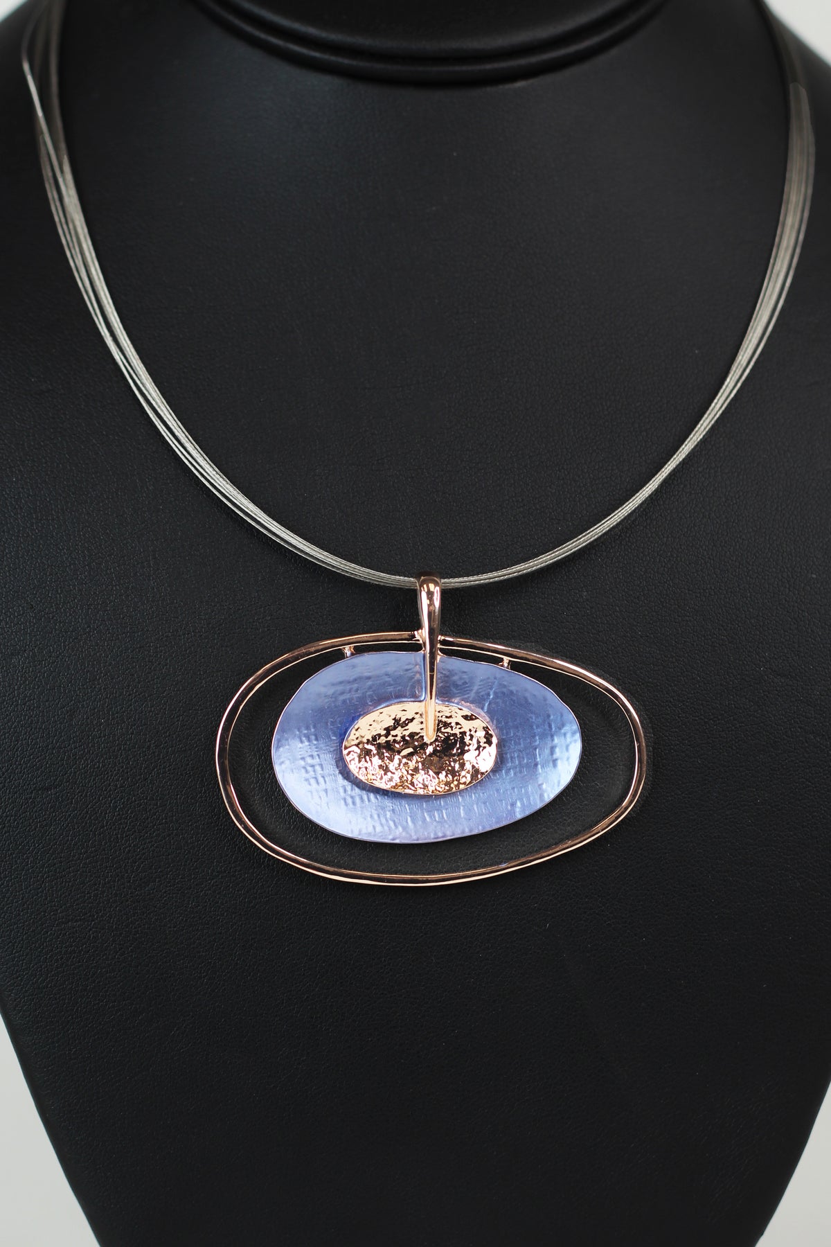 Wire Necklace w/ Oval Pendant